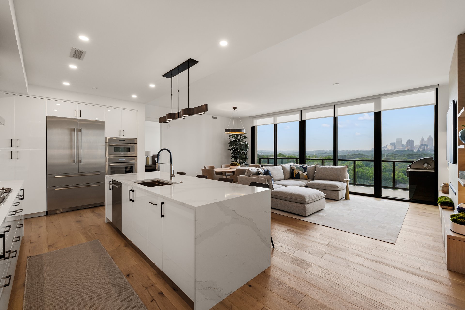2425 Peachtree Road NE Unit 1406