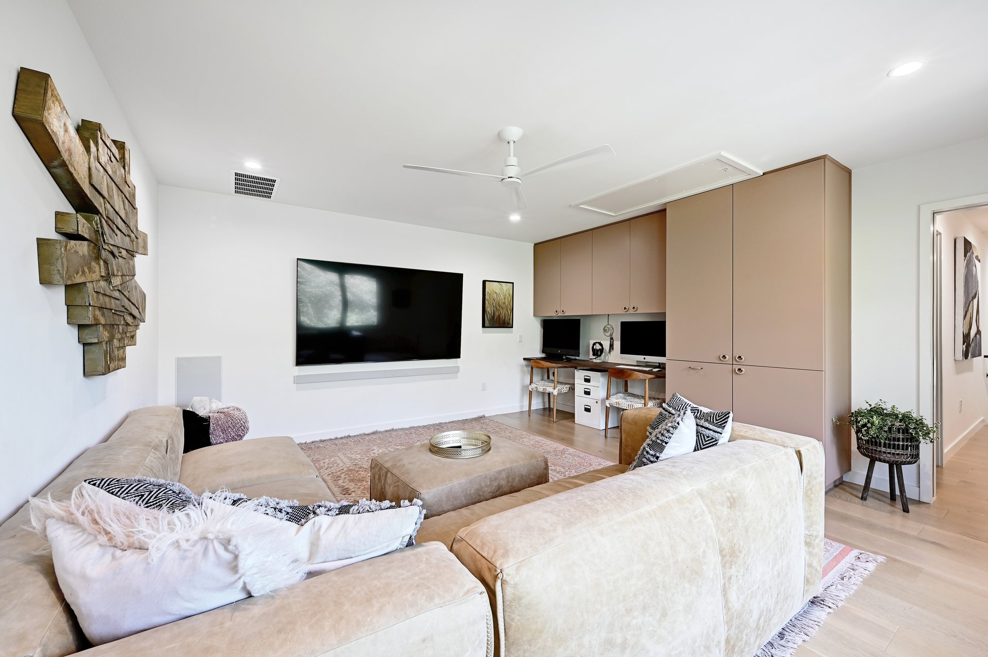 1308 Elton Lane