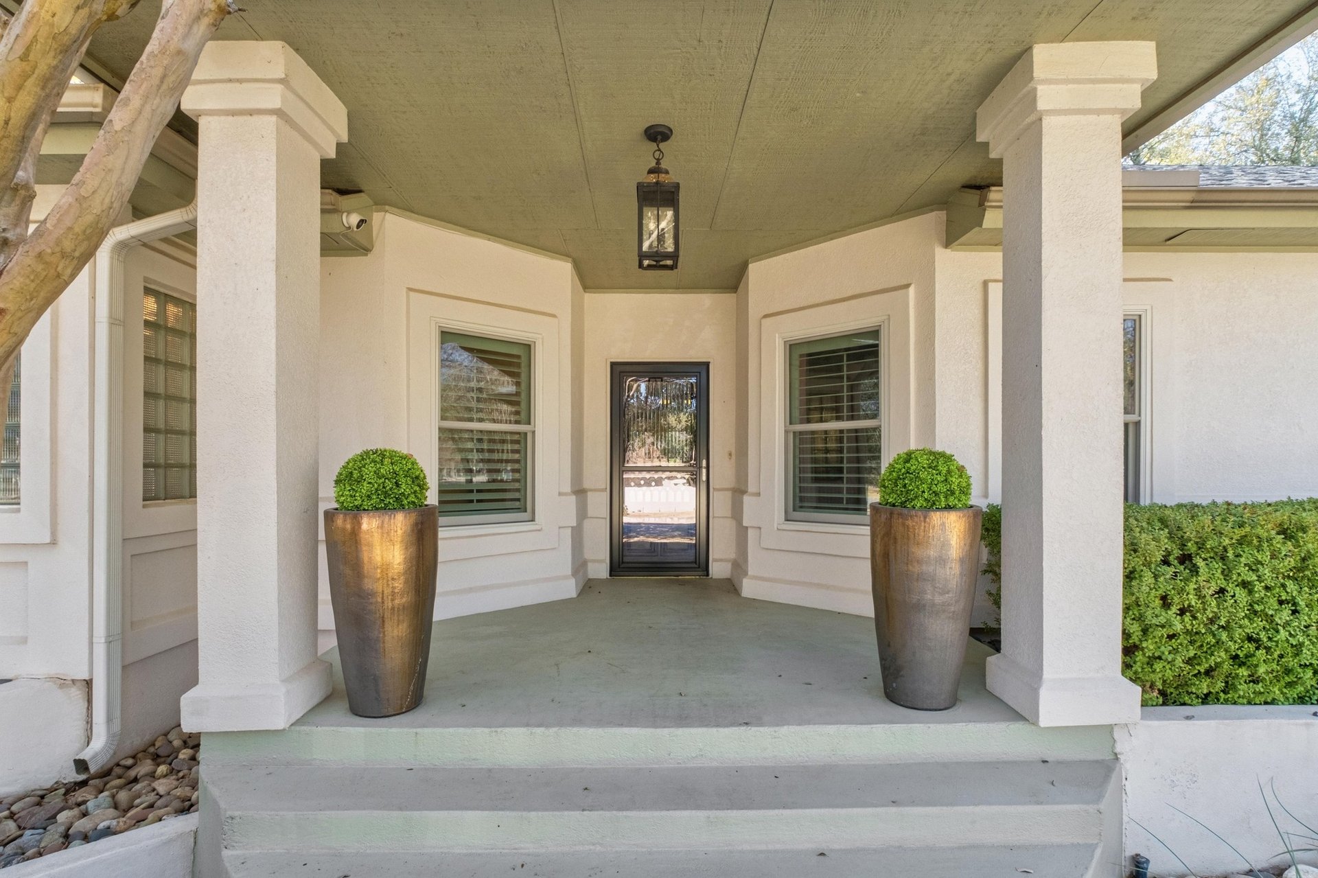 112 White Sands Drive