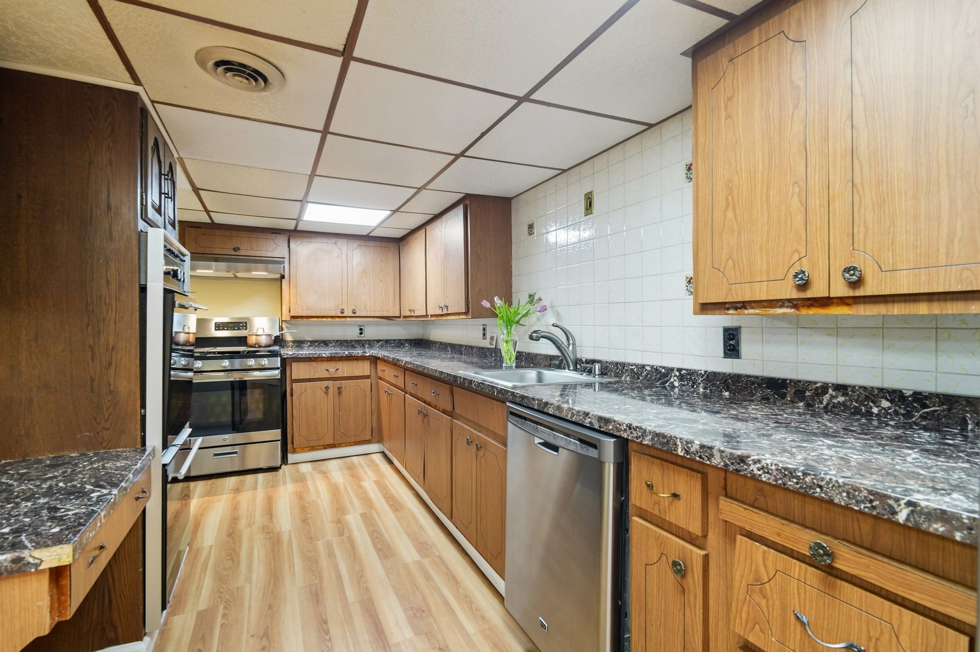 35 Grandview Avenue
