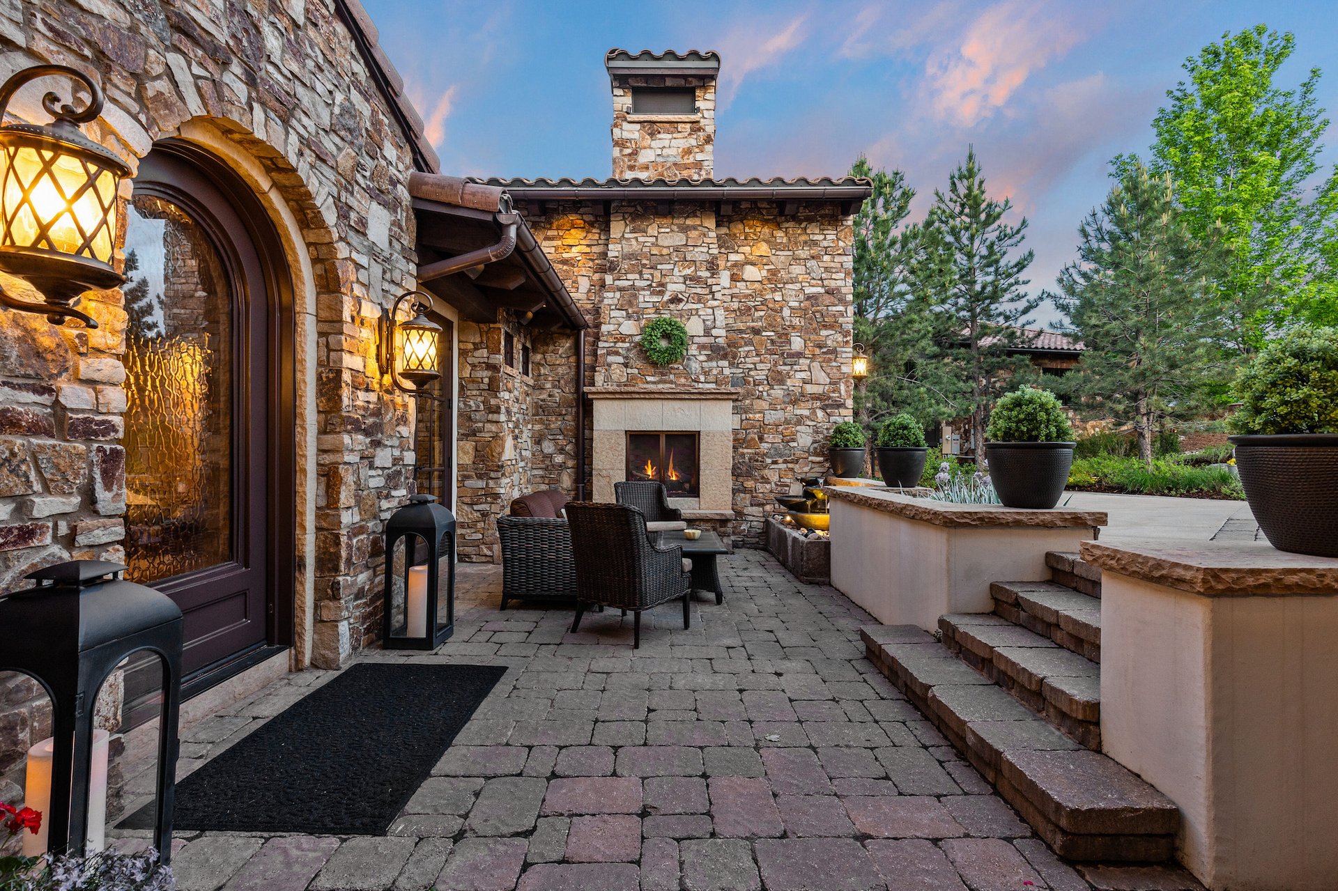 7208 Raphael Lane