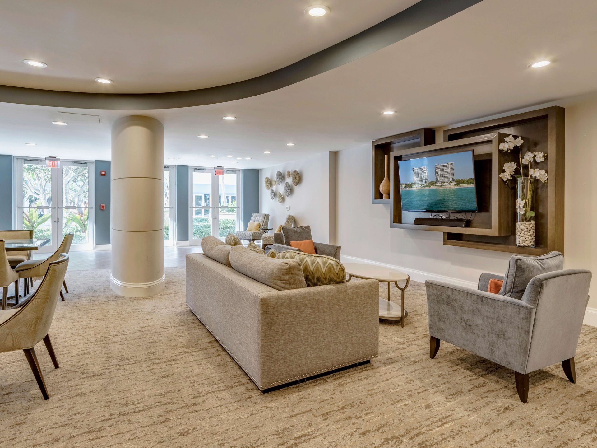 6001 N Ocean Dr Unit: 1104S