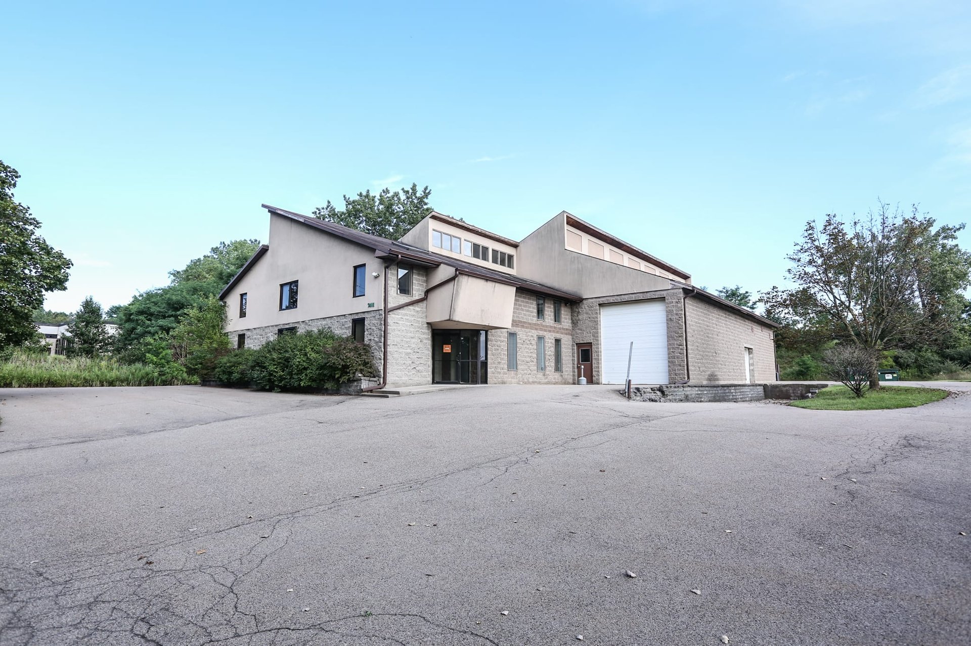7401 Willowbrook Rd.