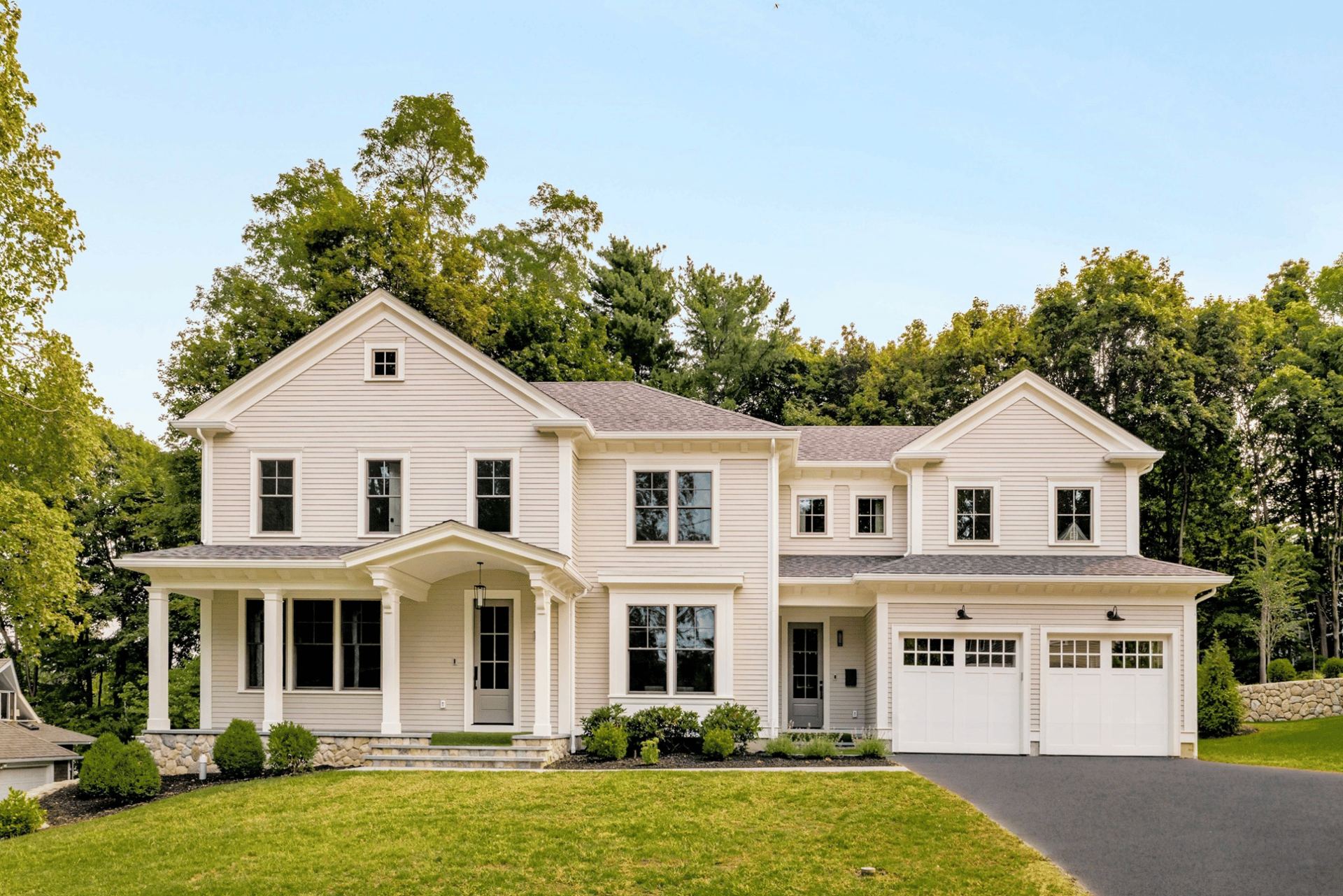 10 Bird Hill Avenue
