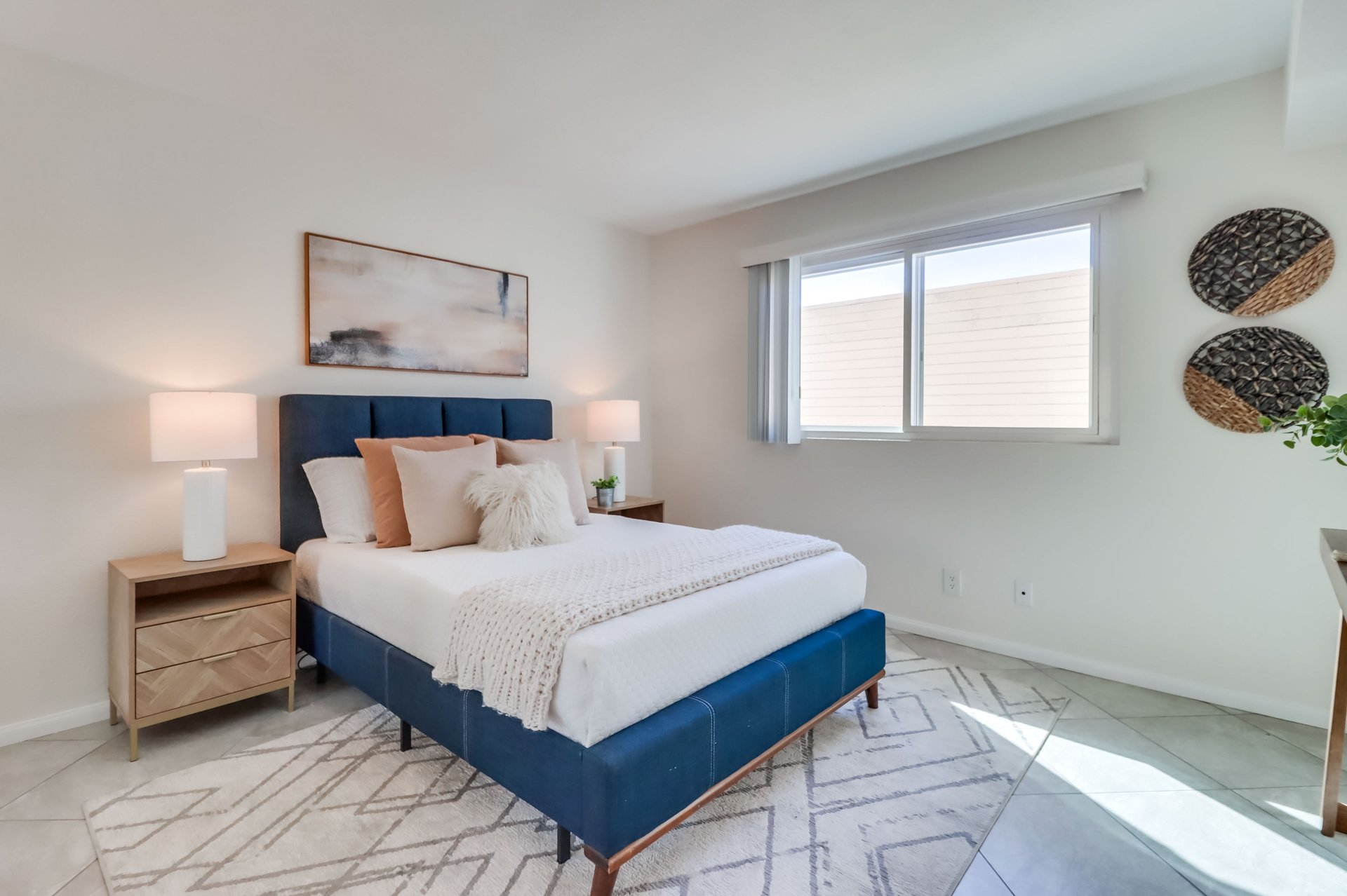 2244 2nd Ave Unit 25