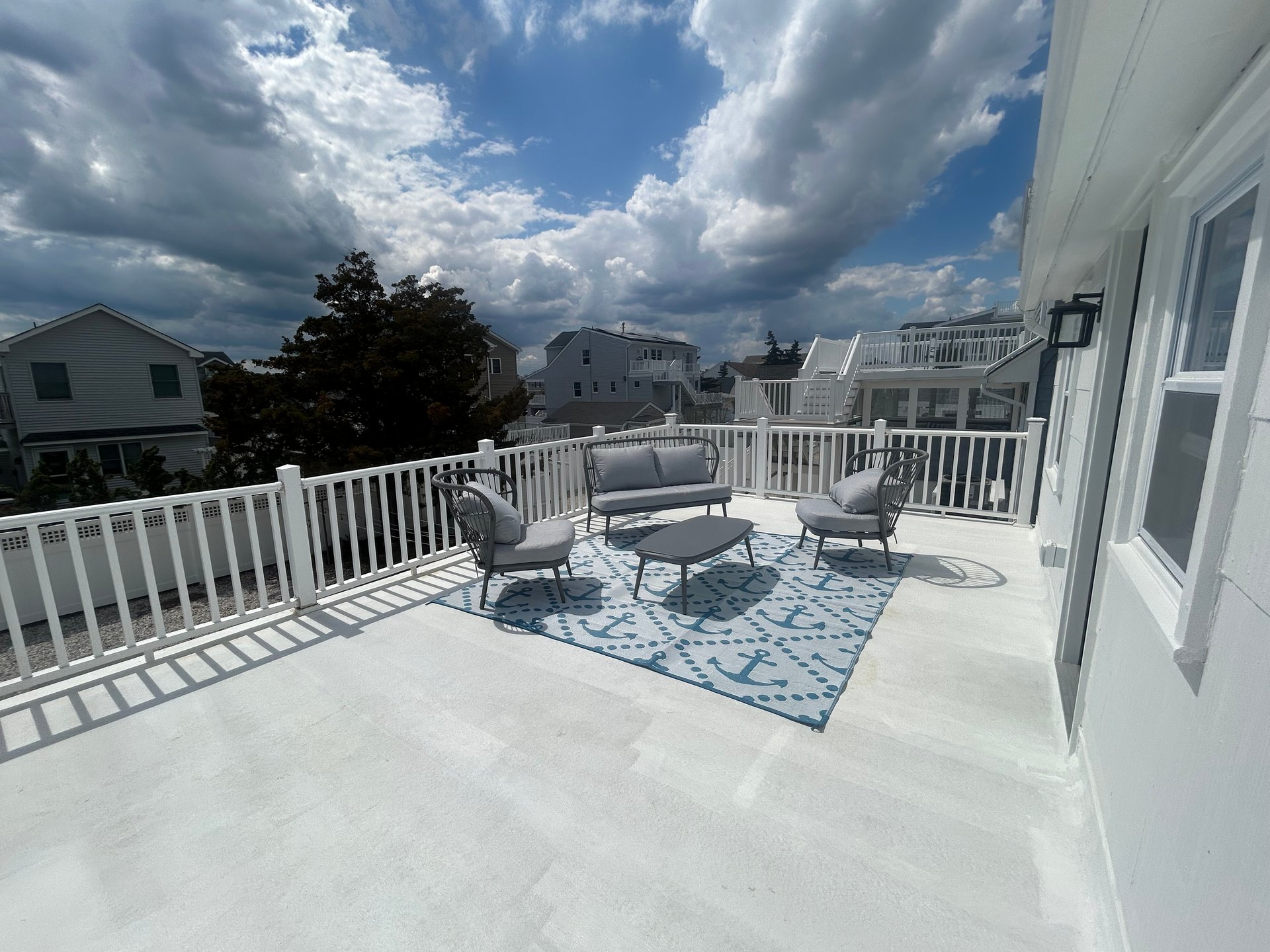 242 W 14th St. (upstairs unit) 