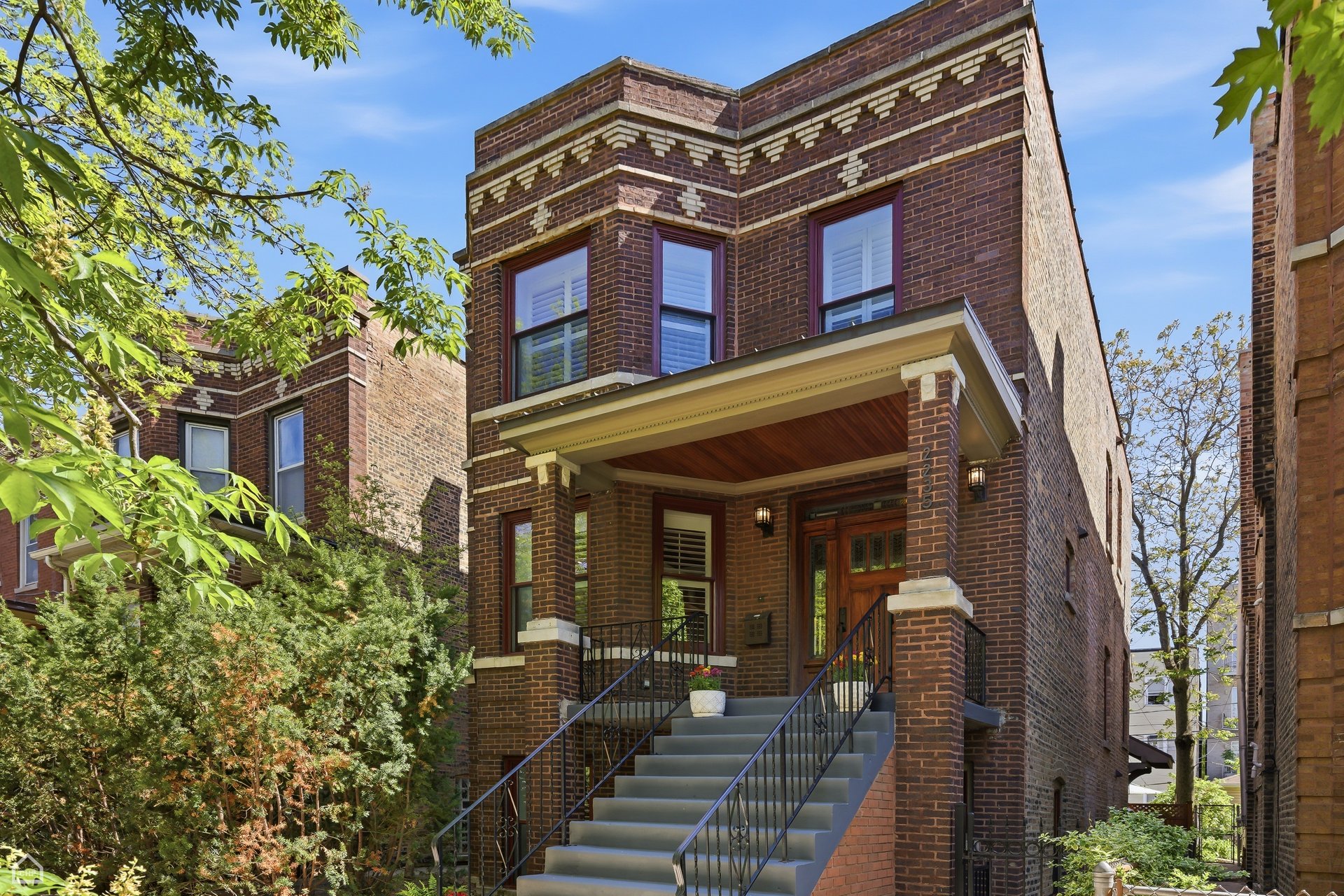 2235 W Rice Street