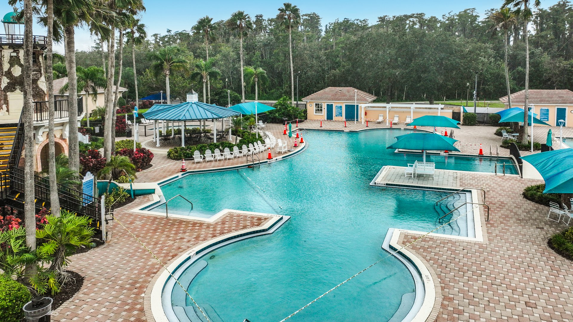 Orlando Vista Lakes 5-Bedroom 4-Bathroom Home and Lifestyle