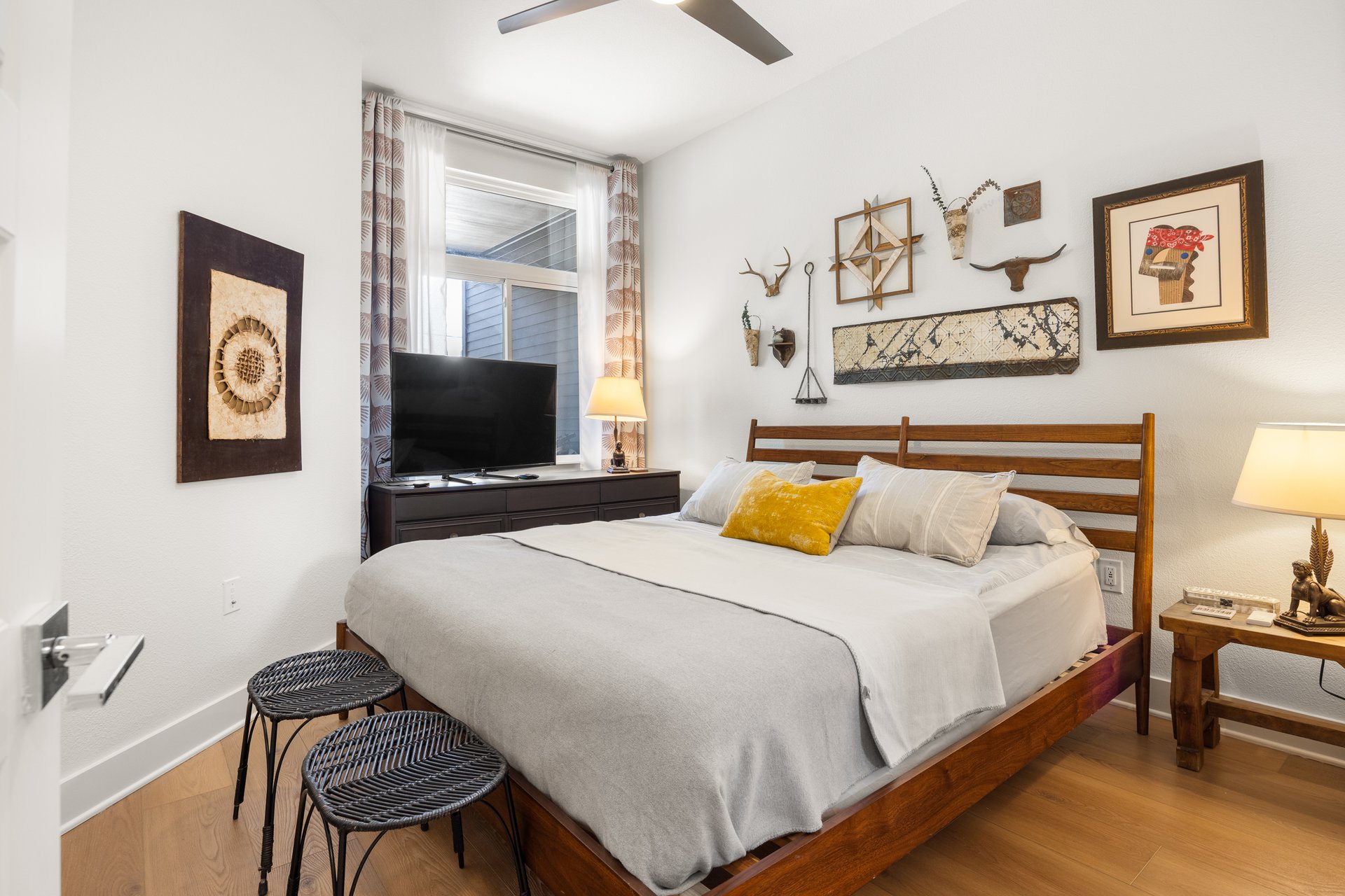 1306 West Avenue #205