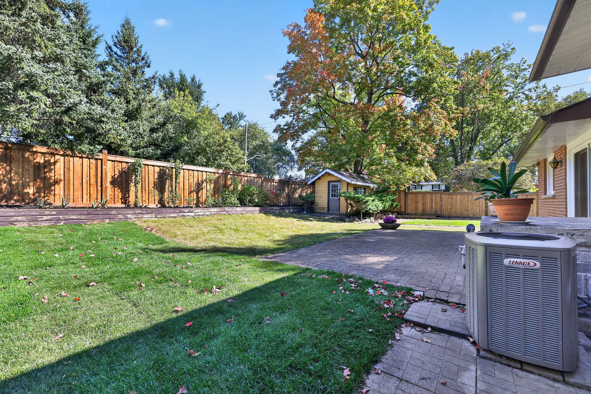 2389 Frayne Crt