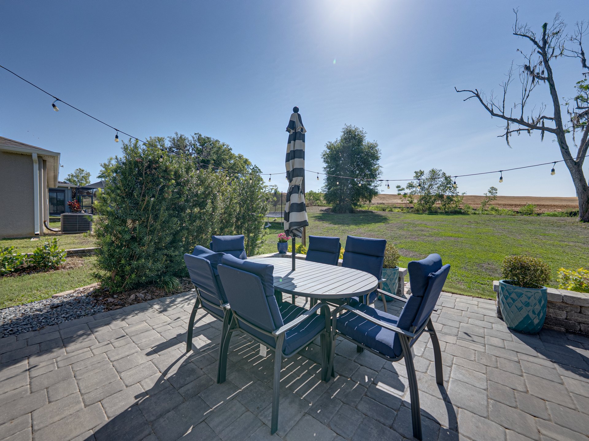 12492 EASTPOINTE DR