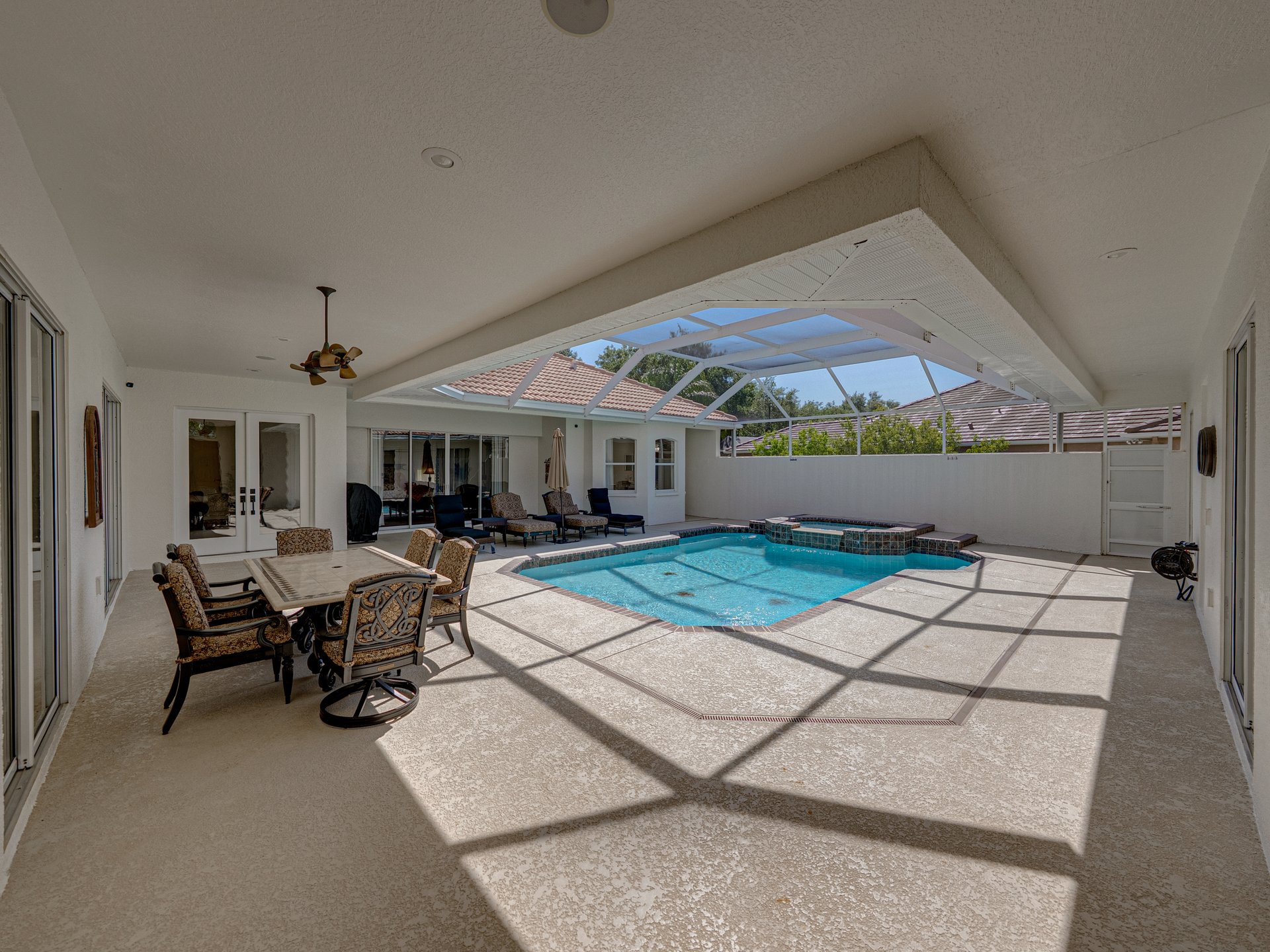 12902 GRAND TRAVERSE DR