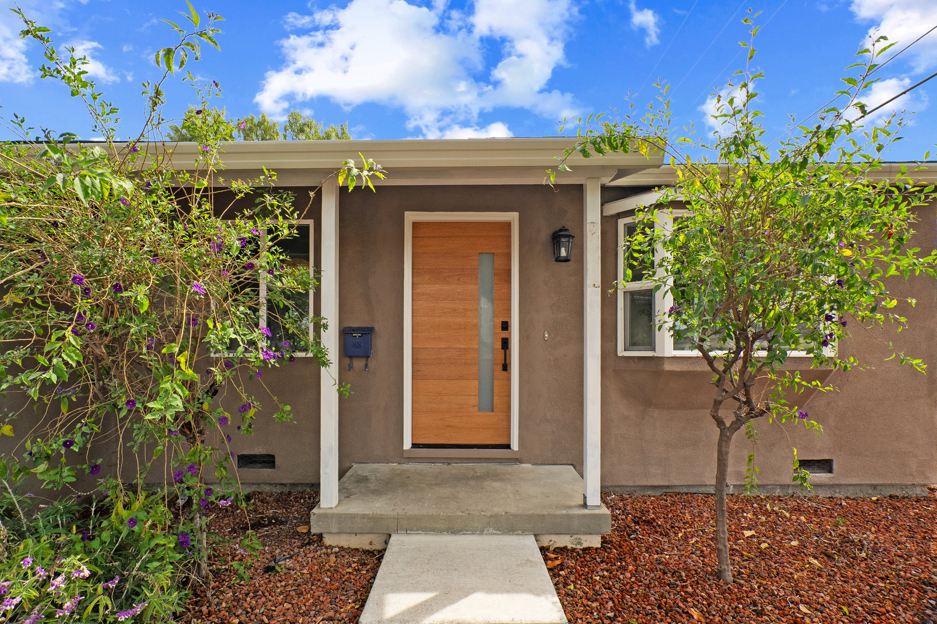 2431 Pilot Knob DR