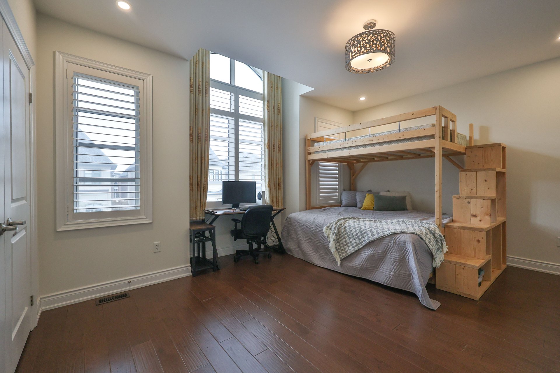 3191 Daniel Way, Oakville