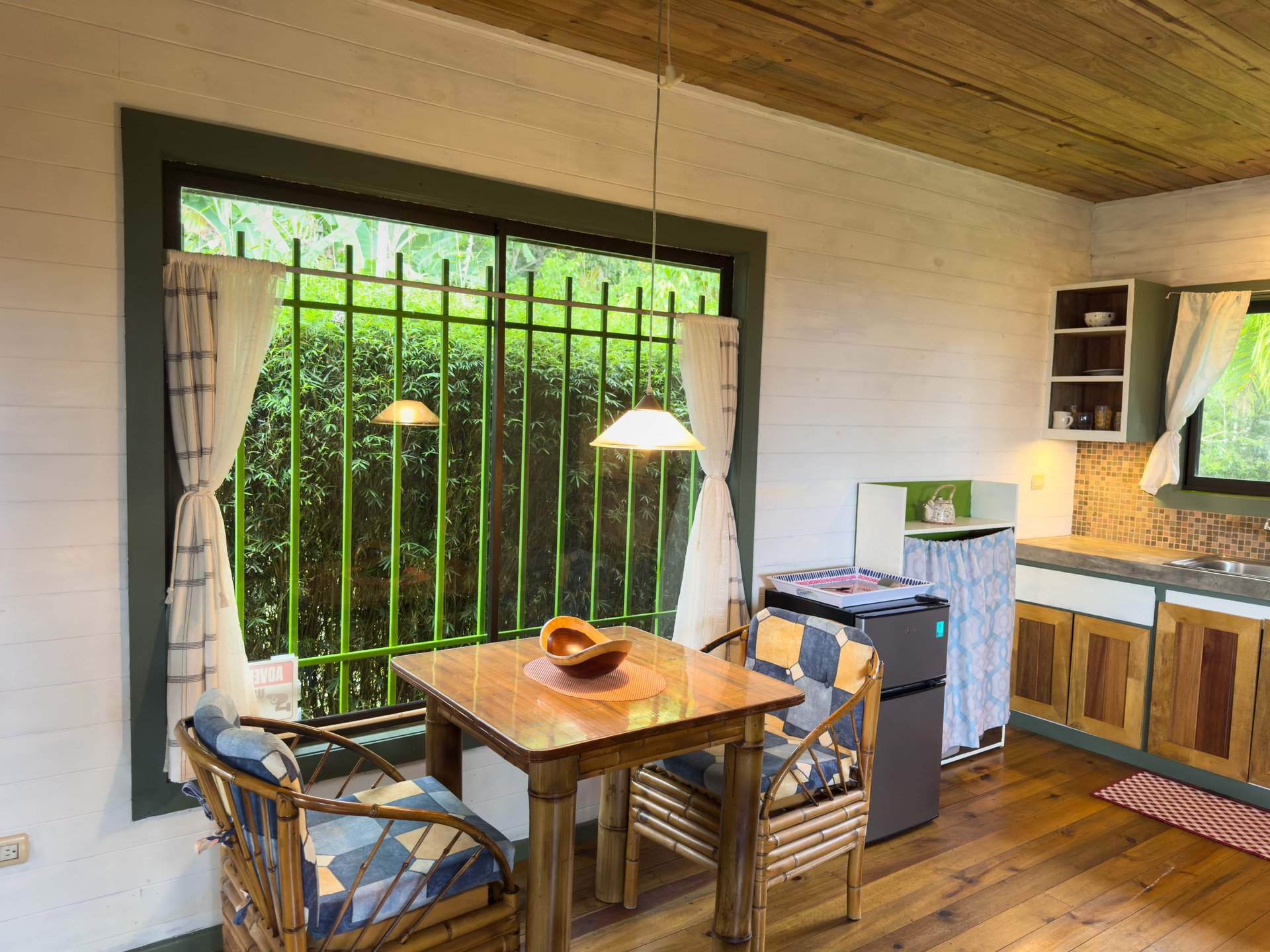 Tinamastes Eco Orchard | Creekside 2BR Home + Studio Casita