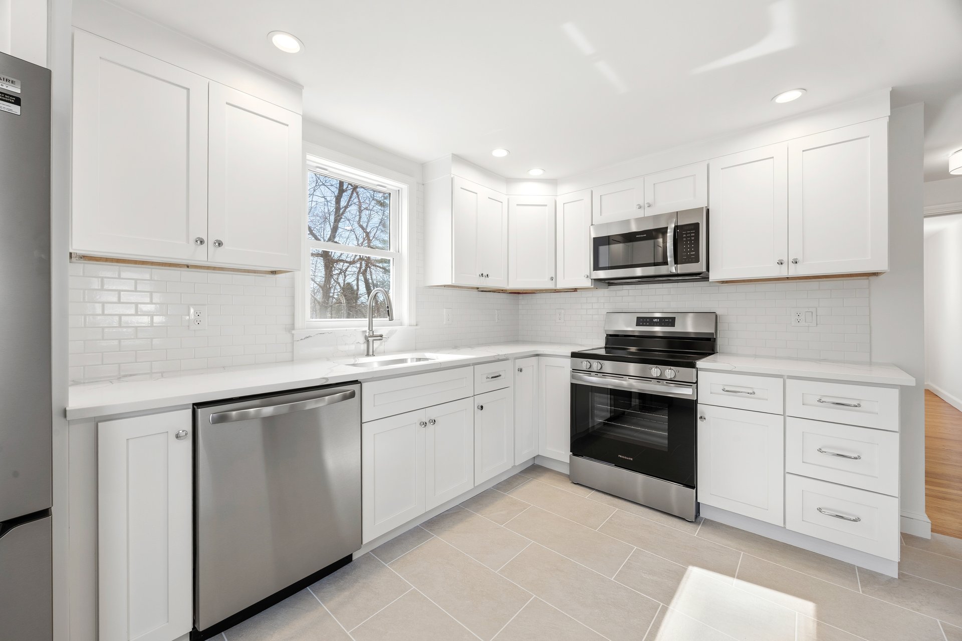 10 Meadowbrook Lane