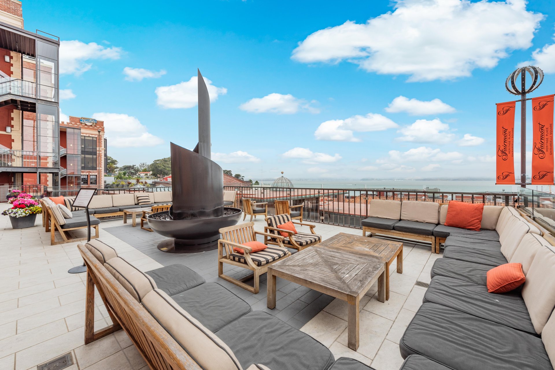 Fairmont Heritage Place - Luxury San Francisco 