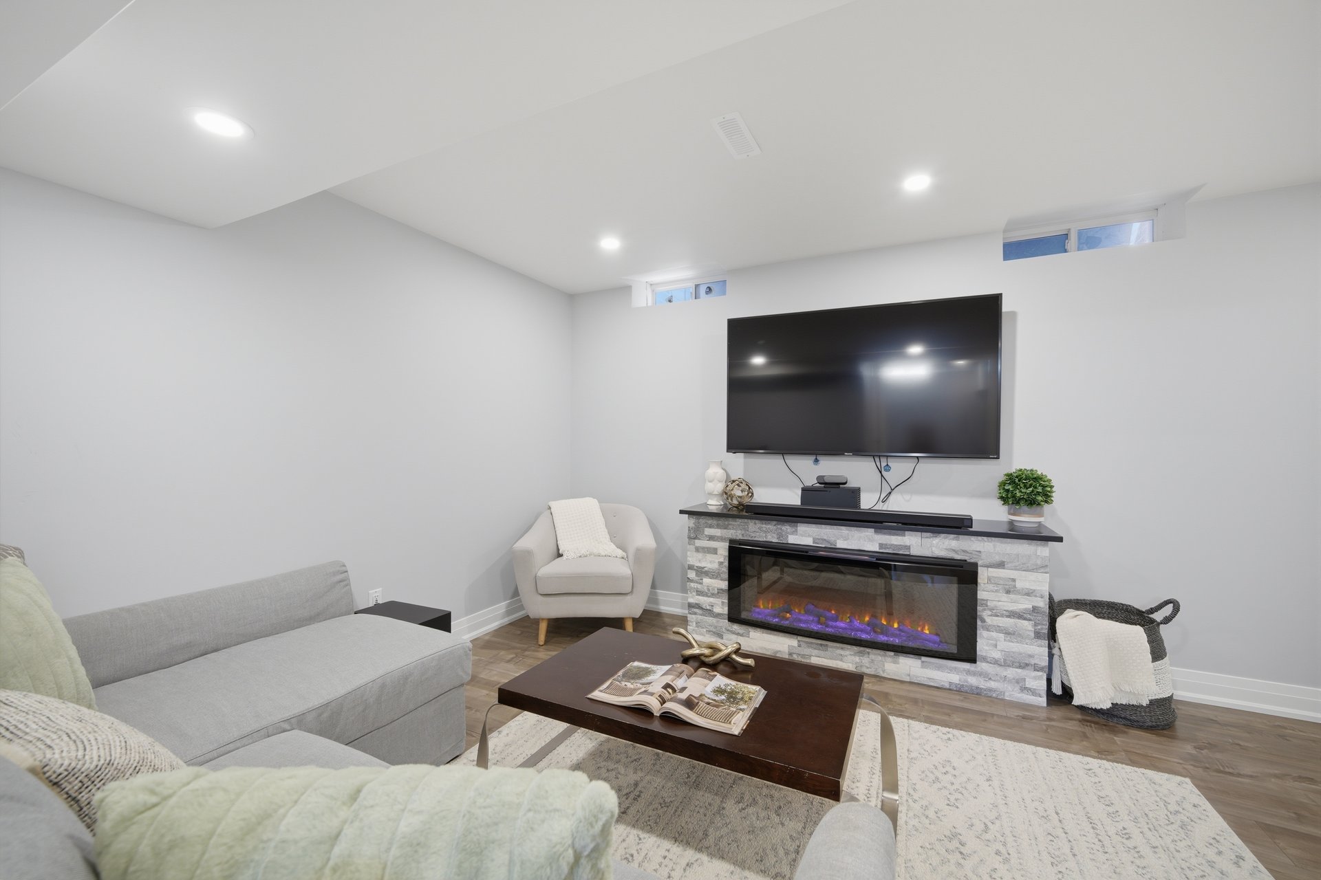 FREEHOLD TOWNHOME
