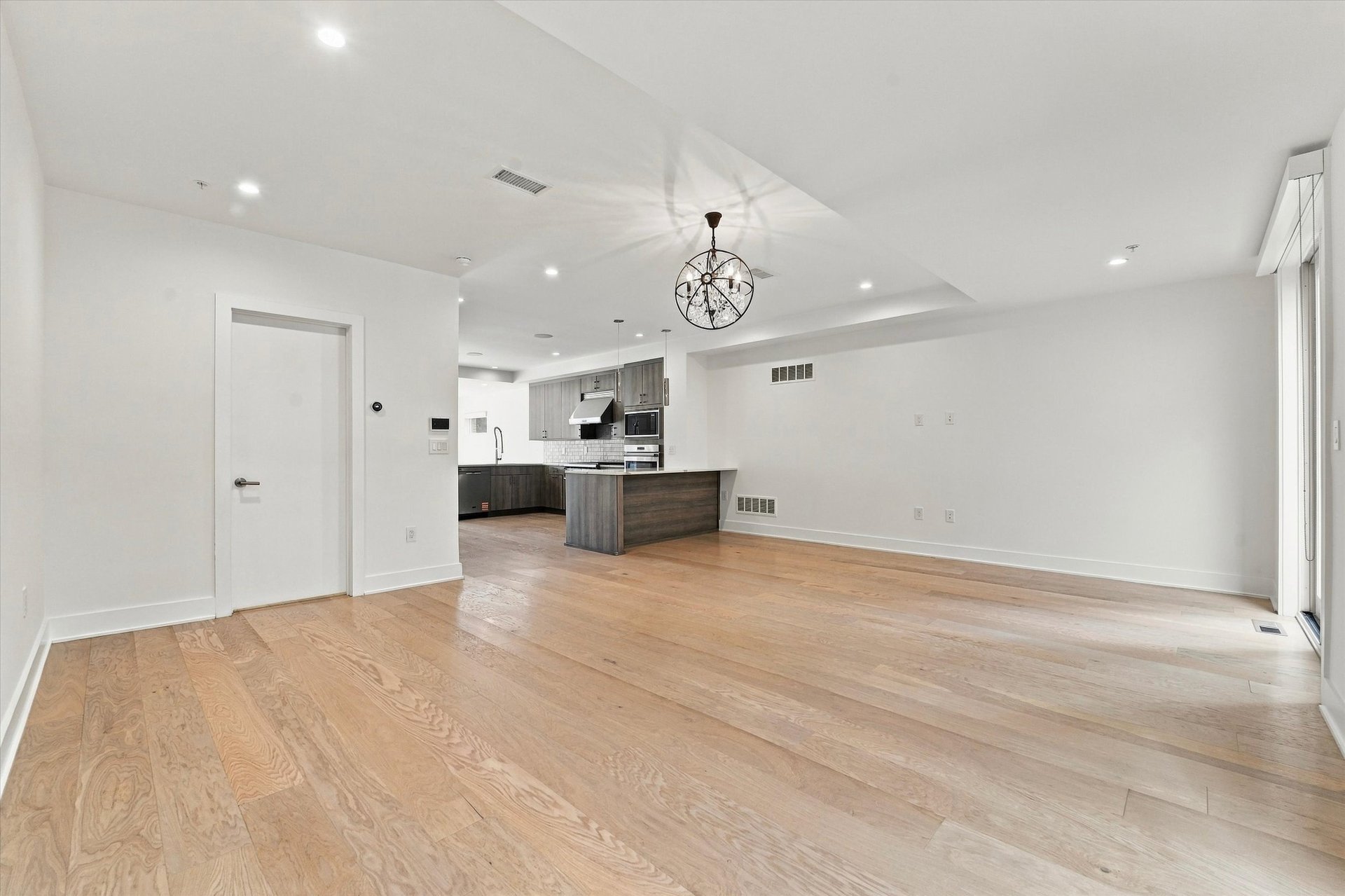 141 S Hancock St, Philadelphia, PA 19106