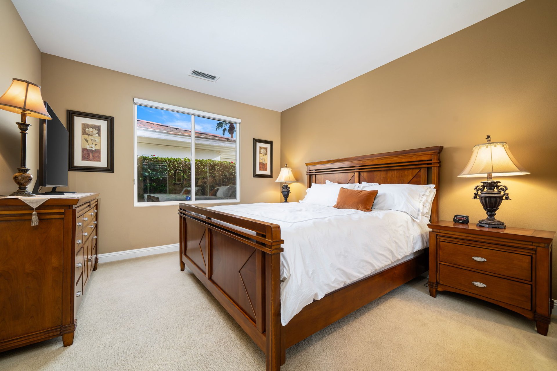  620 Hawk Hill Trl