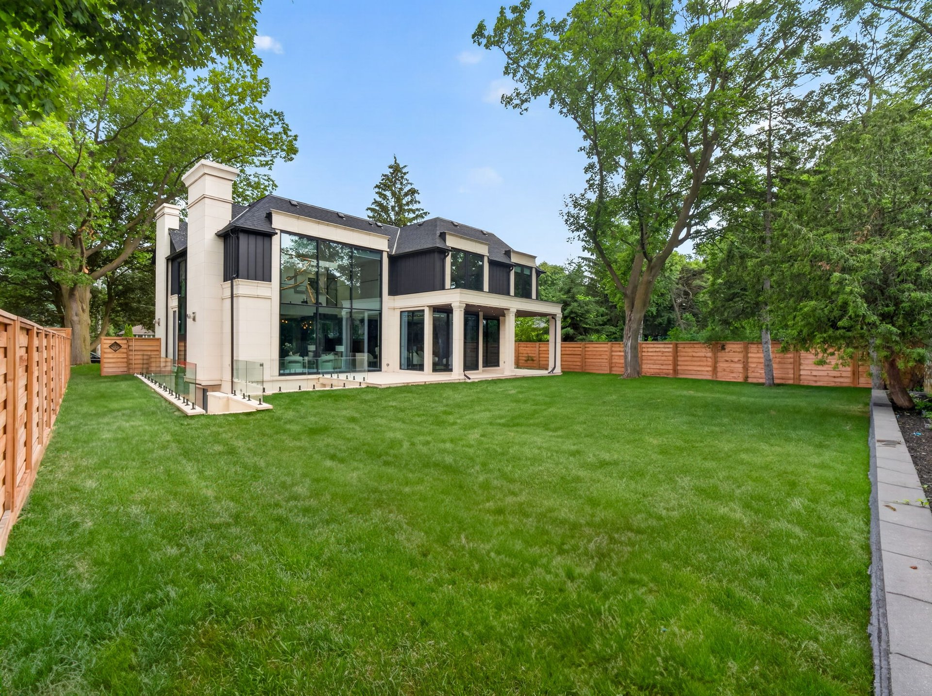 1477 Duncan Road