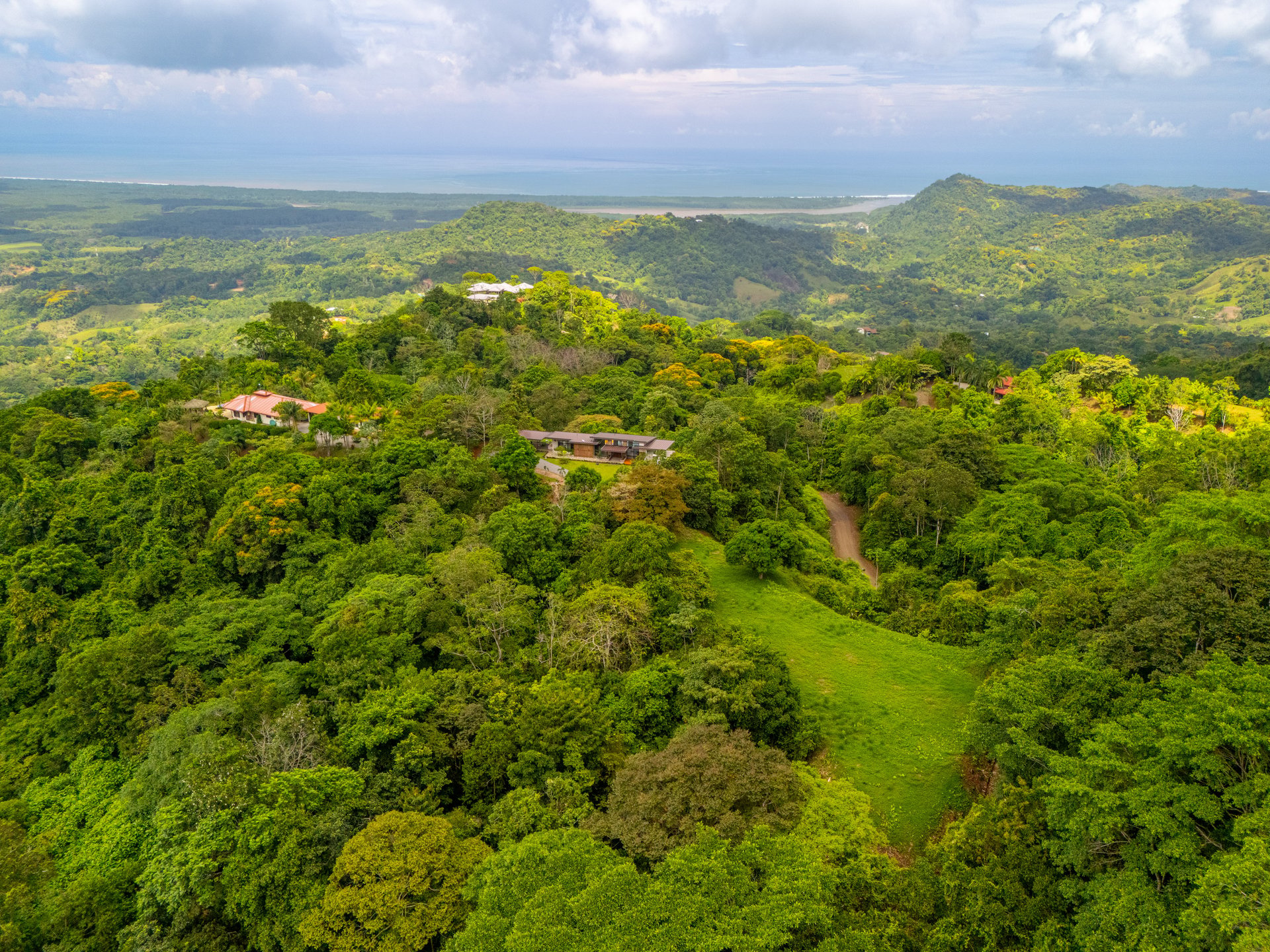 Tropical Paradise in Cascada Sándalo, Tres Ríos Ocean & Mountain Views | Gated Community | Abundant Nature
