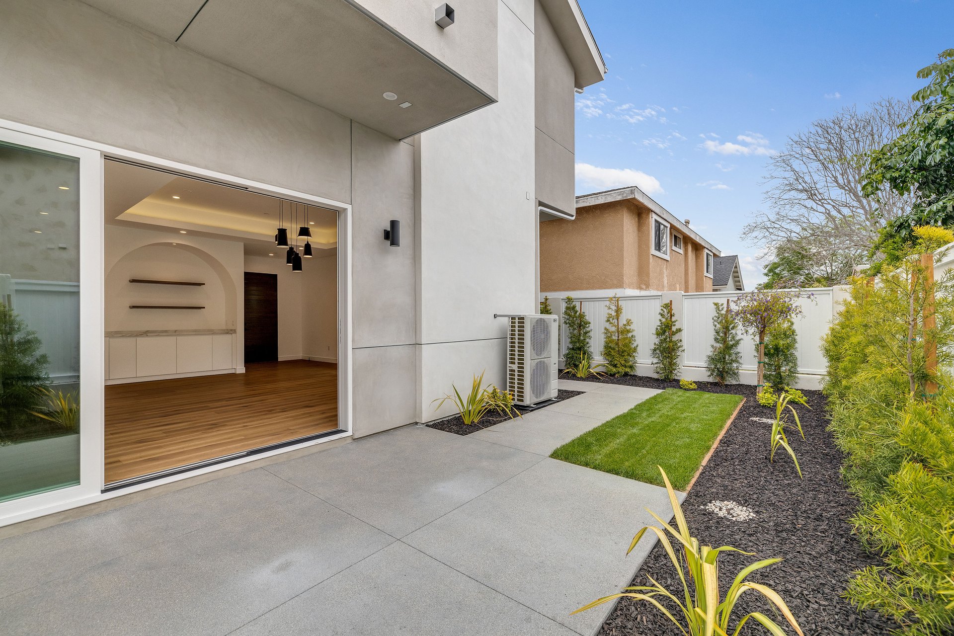2106 Voorhees Avenue, Unit B