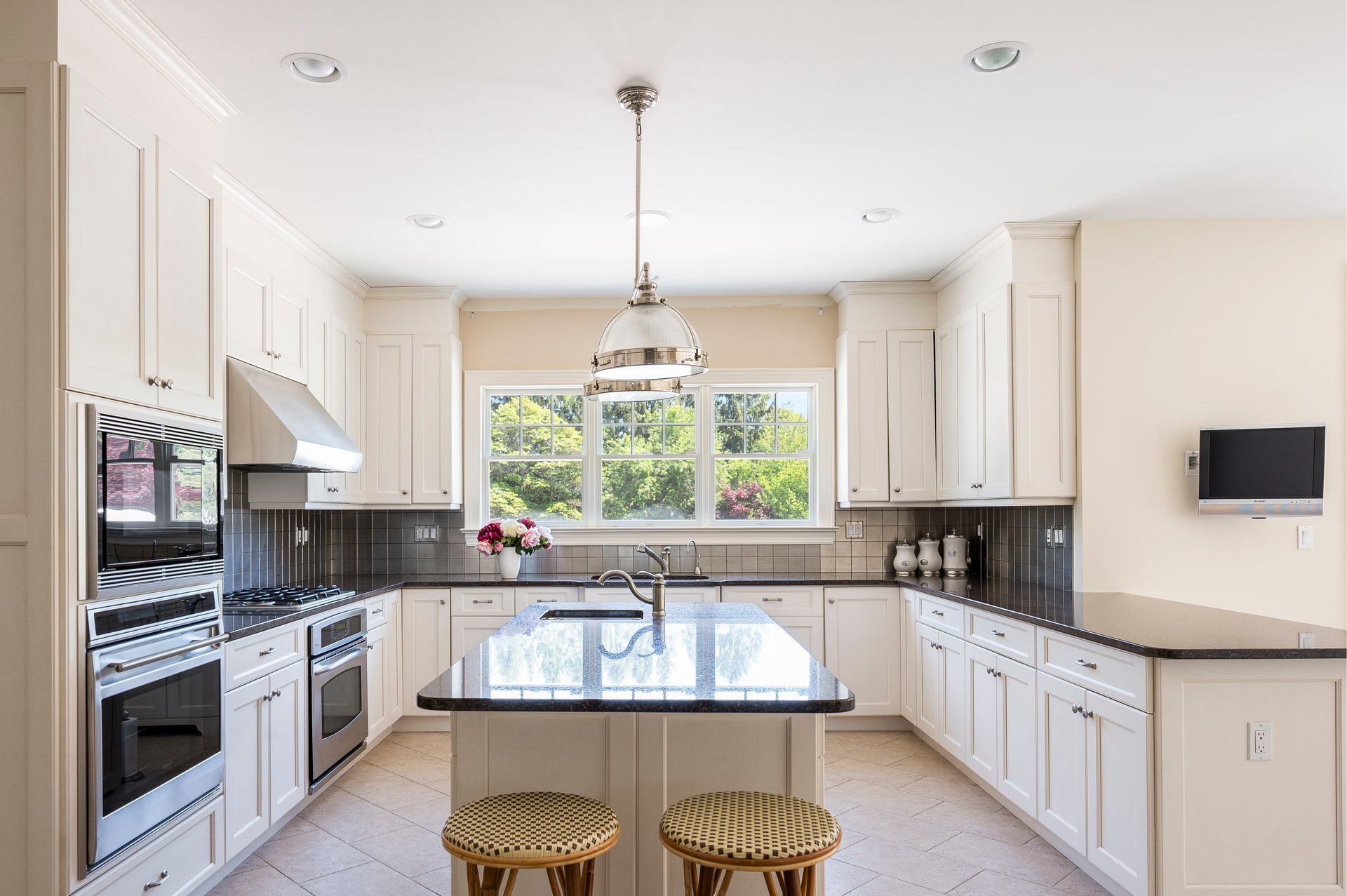 12 Parrish Pond Ln