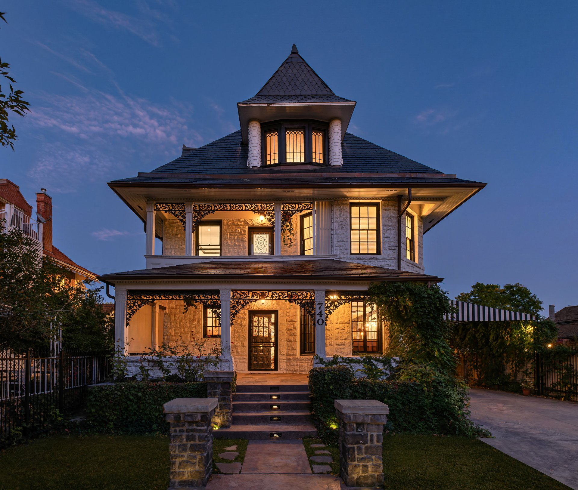740 Washington