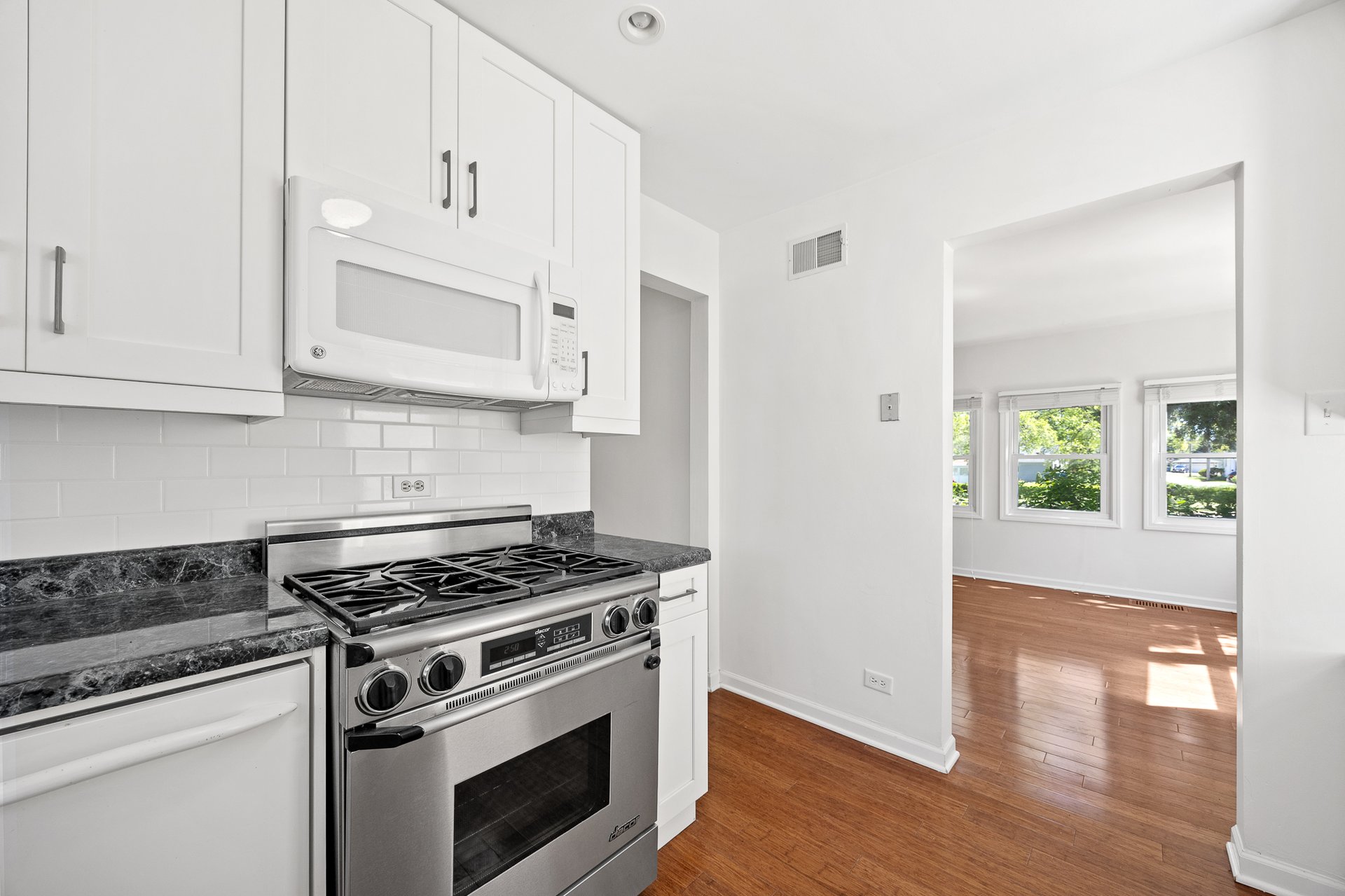 630 Wilson St, Downers Grove