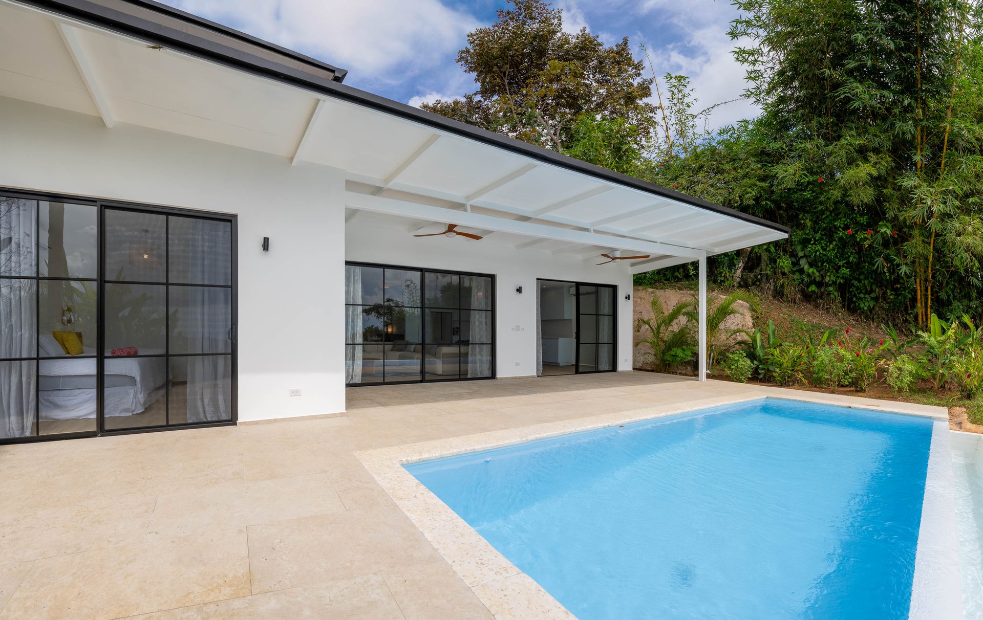 Villa Leoni Sunset Ocean View Sanctuary