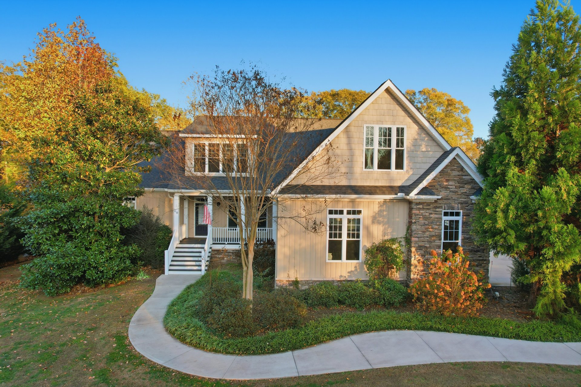 60 Montague Circle