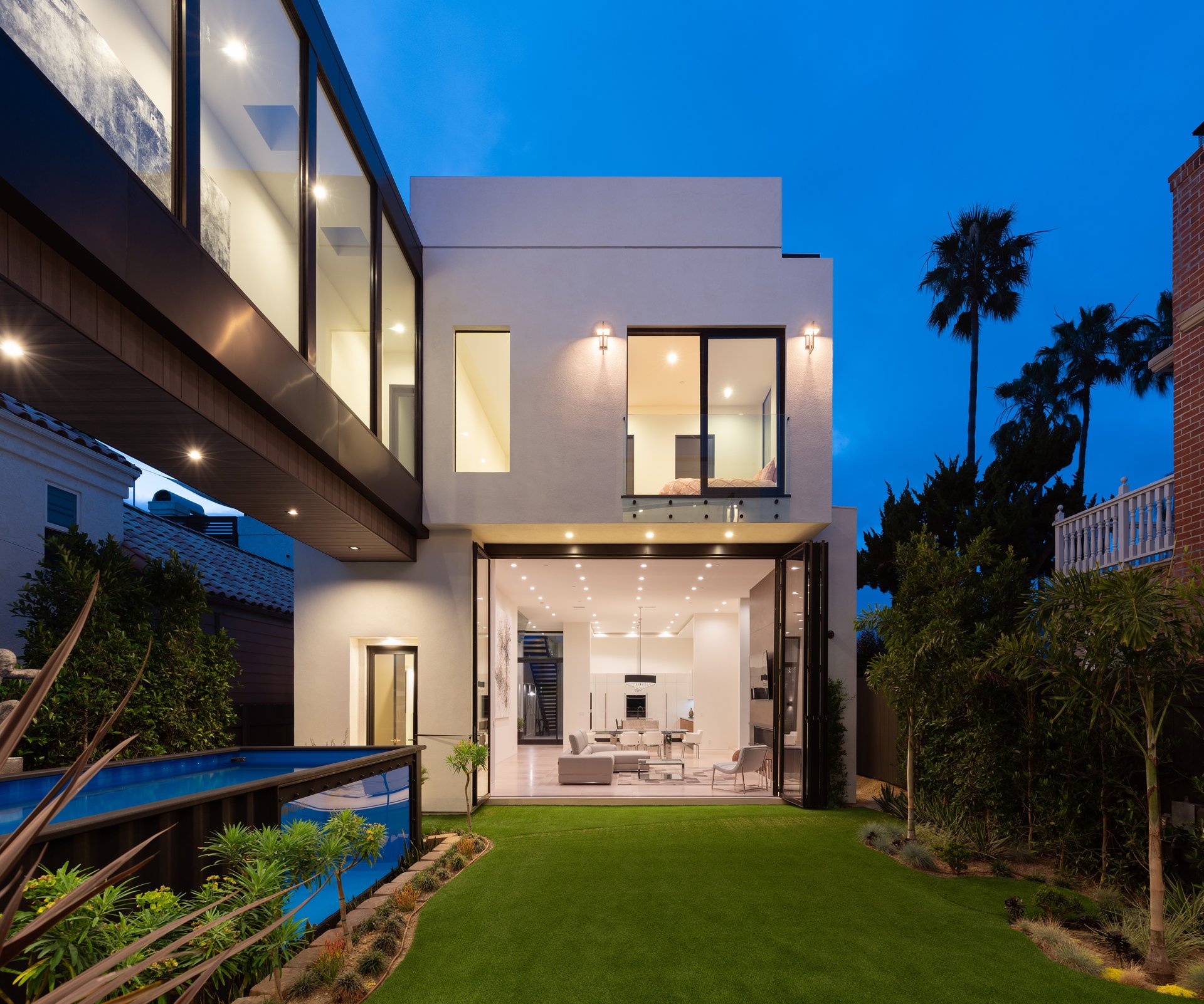 327 Nautilus St