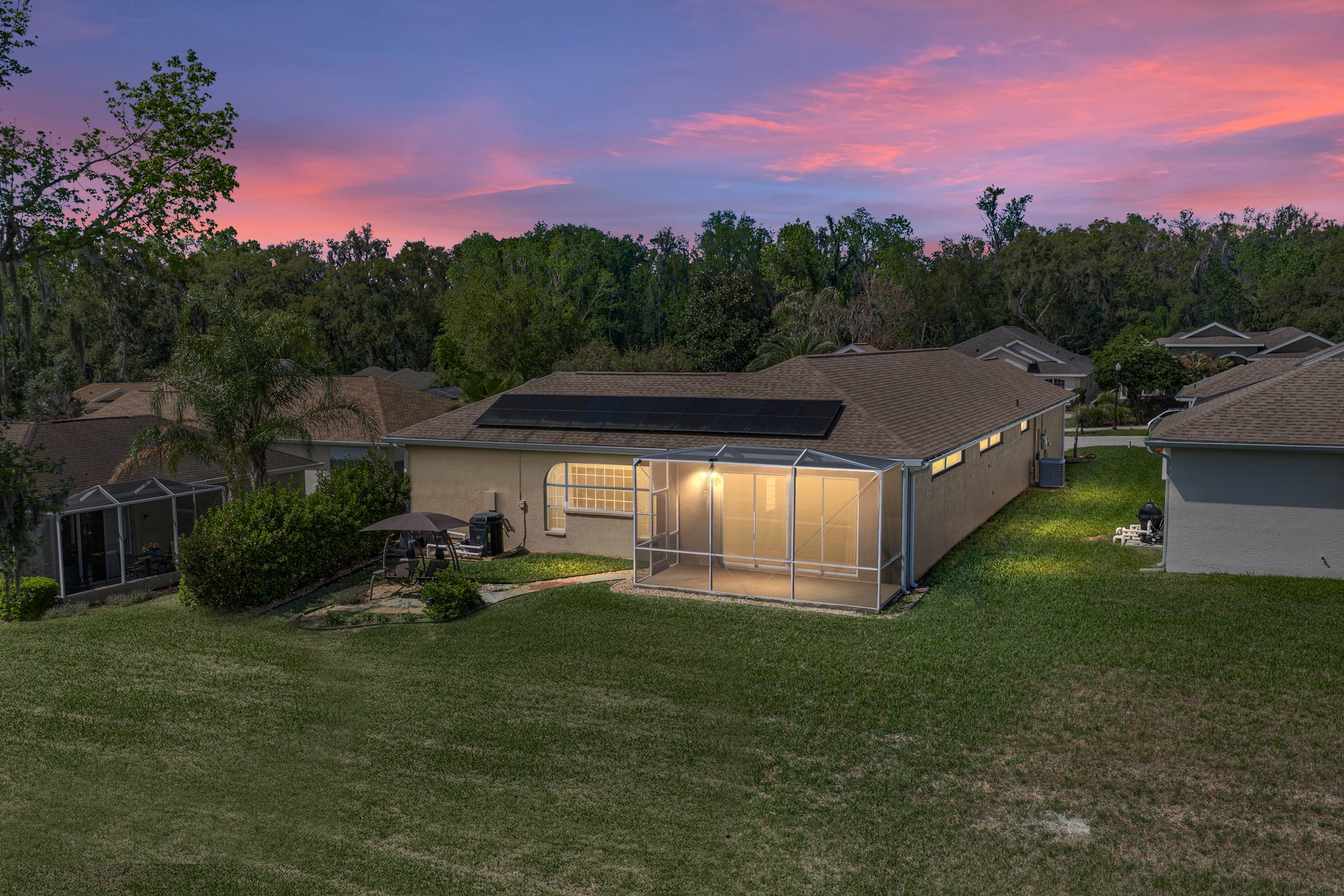 12231 WOODLANDS CIR