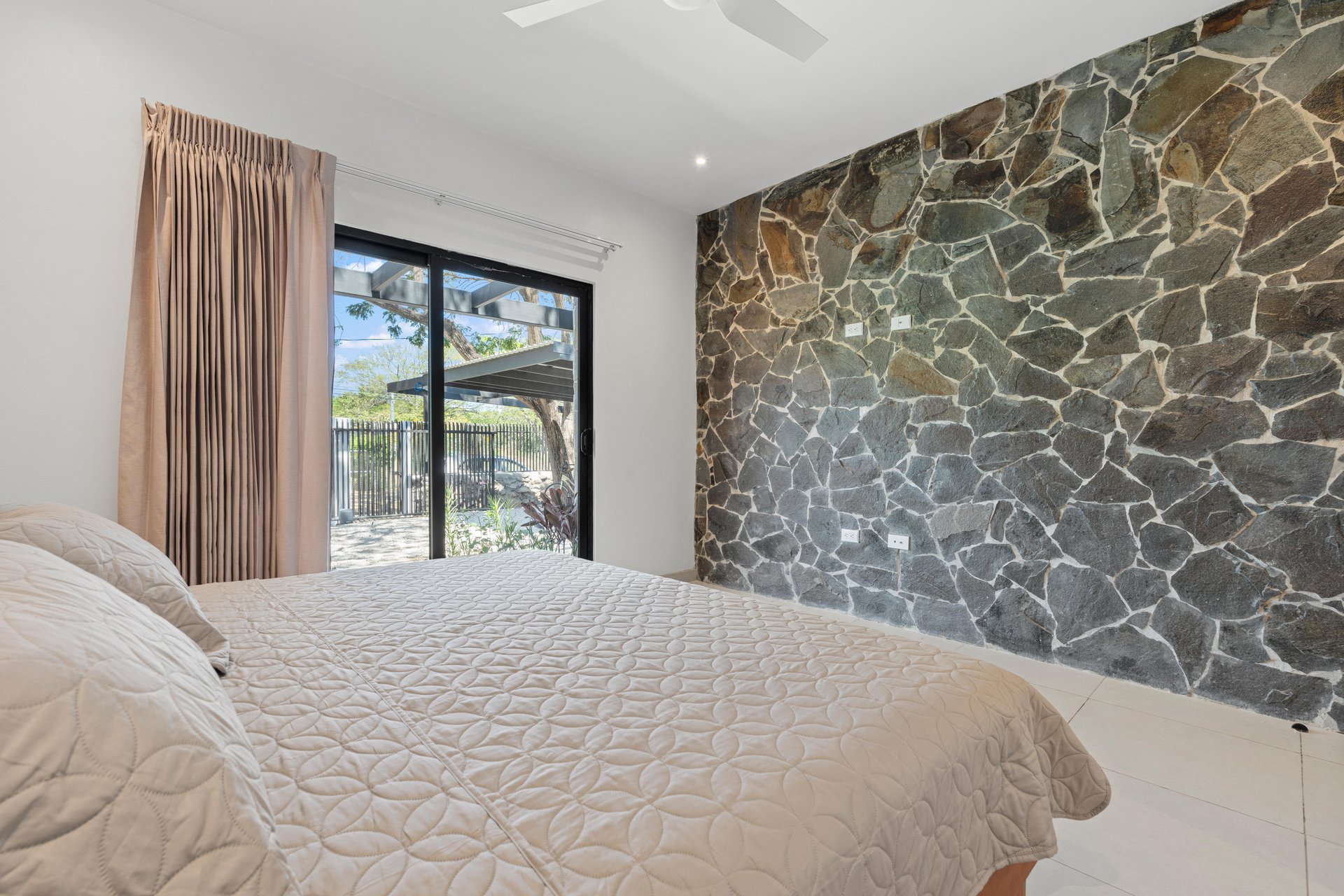 Casa Kuna | 3-Bed Modern Coastal Oasis in the Heart of Playas del Coco