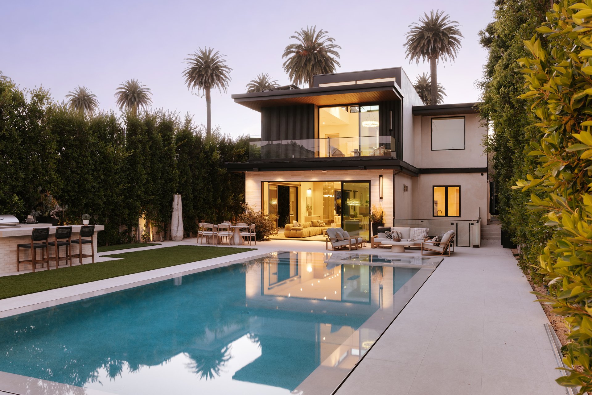 528 Marguerita Avenue