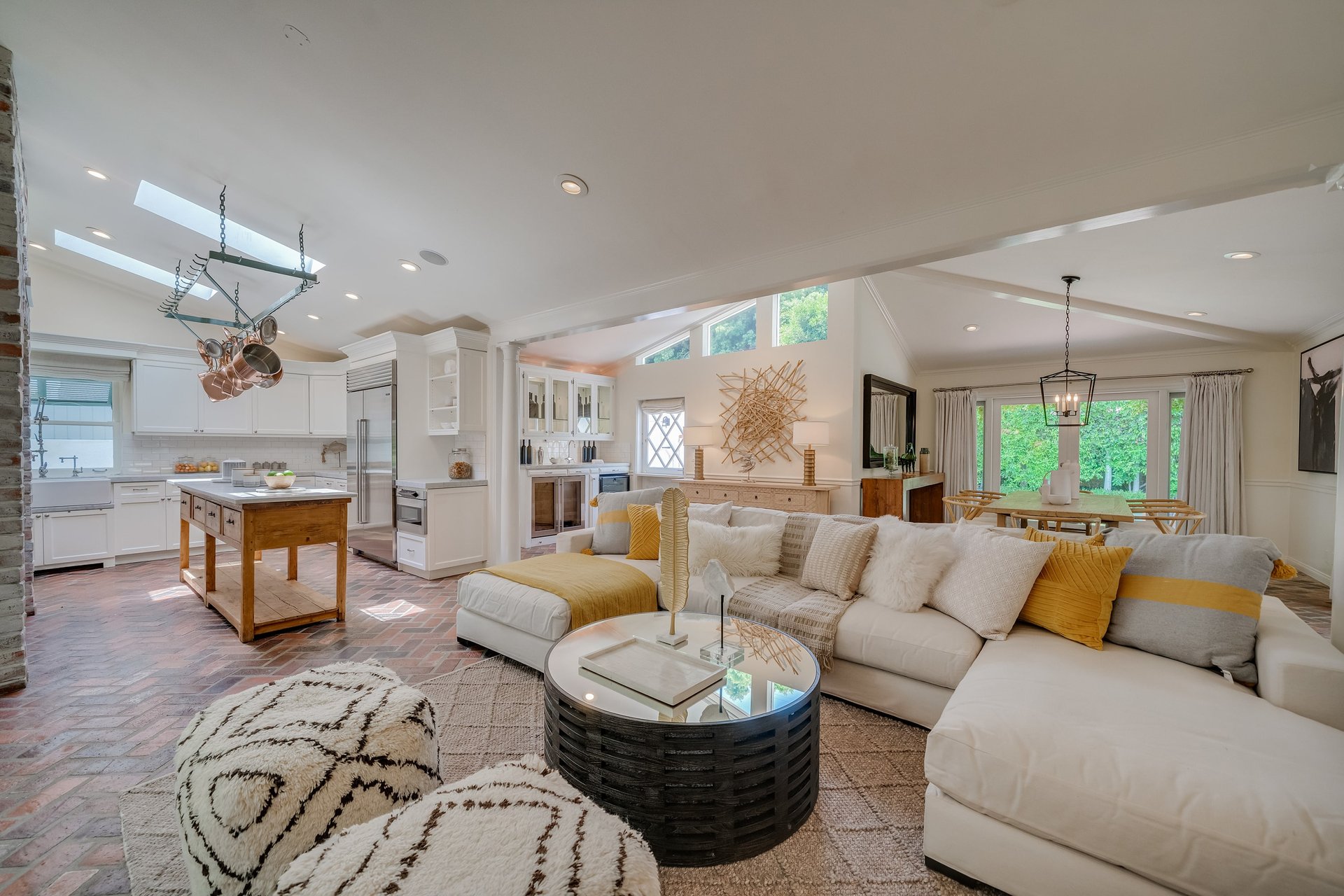 A Hampton's Vibe Traditional Home in Studio City 