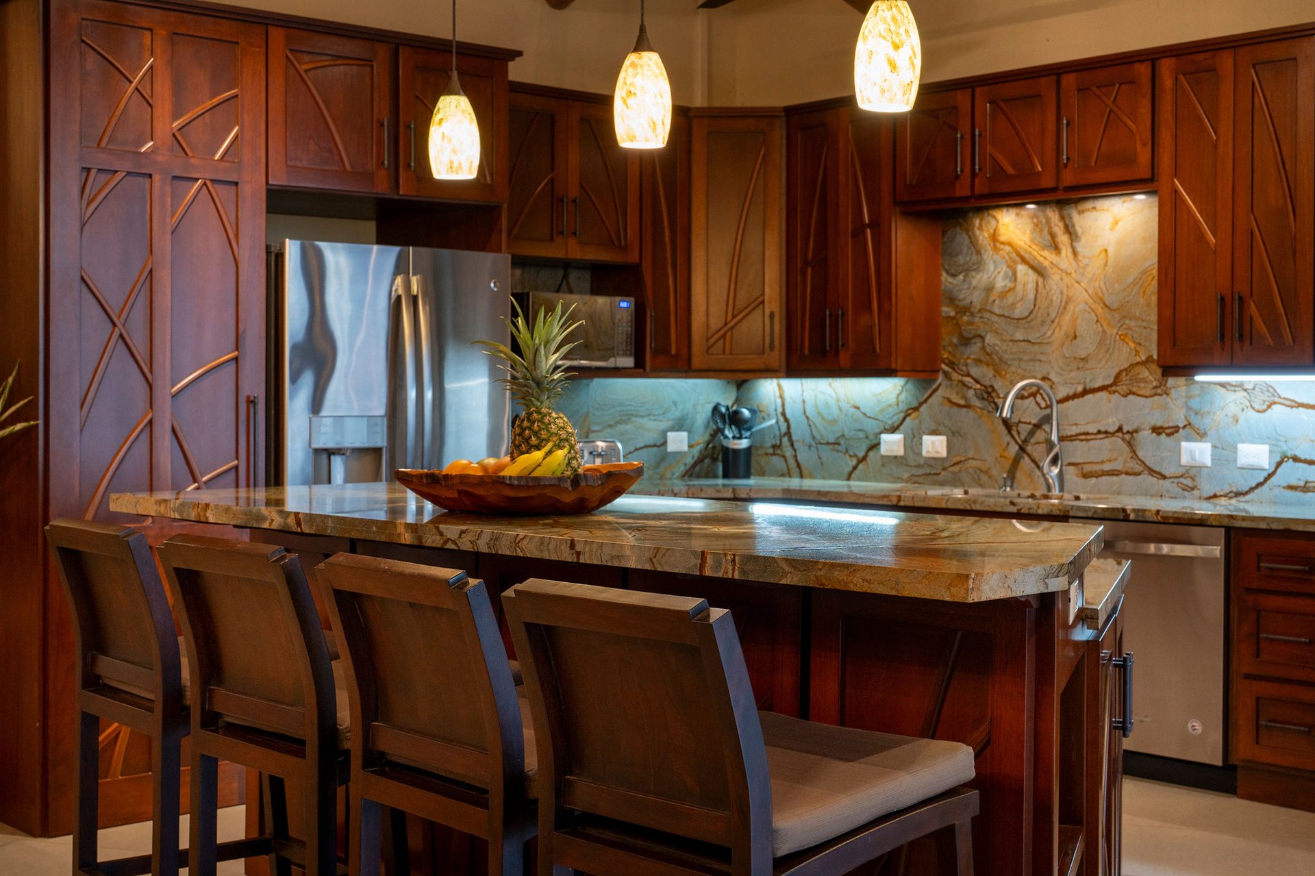 Casa Bambú – LUXURY 5 BEDROOM ESTATE WITH EXCEPTIONAL OCEAN VIEWS