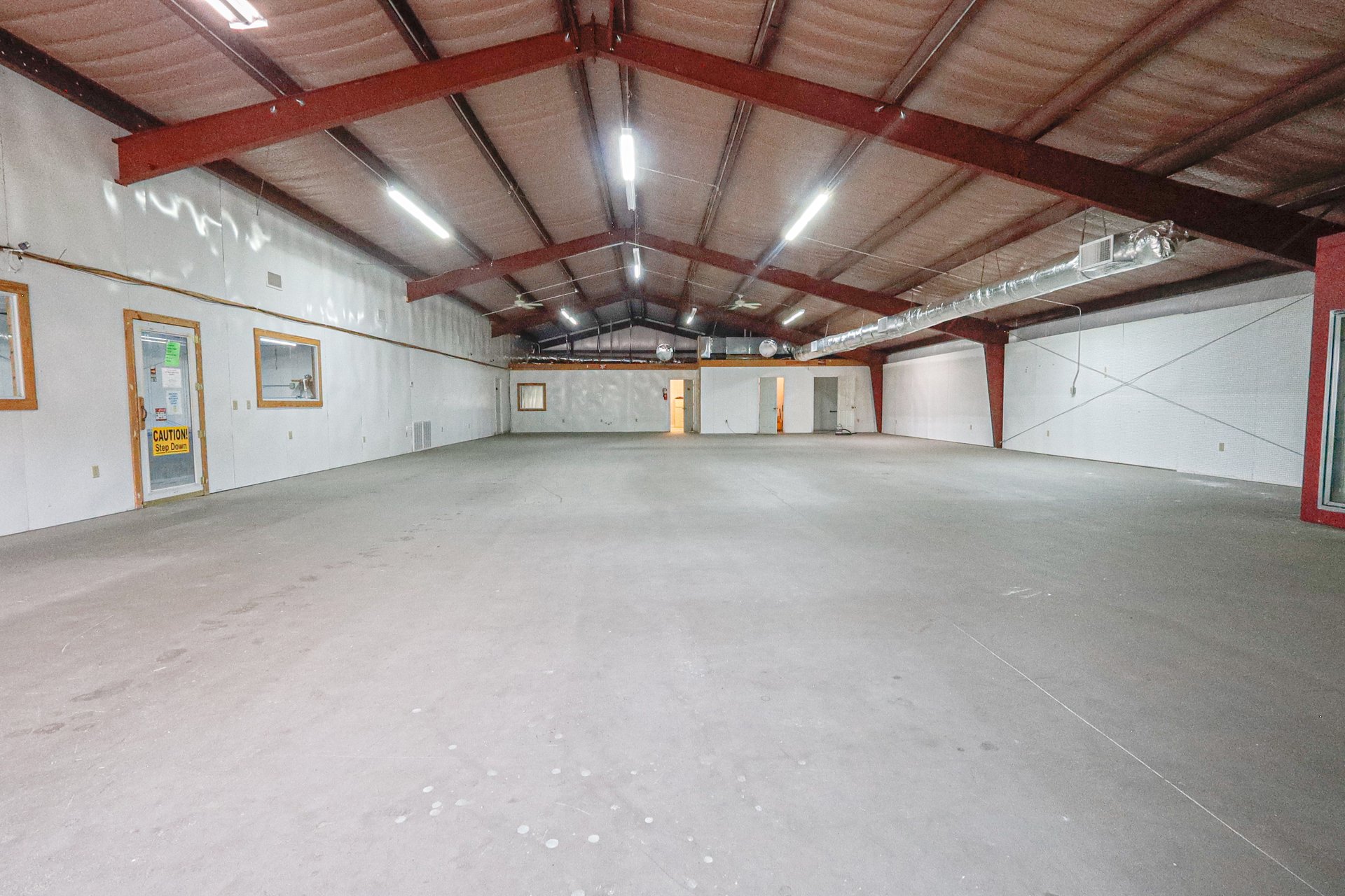 Lake Ouachita Commercial Building