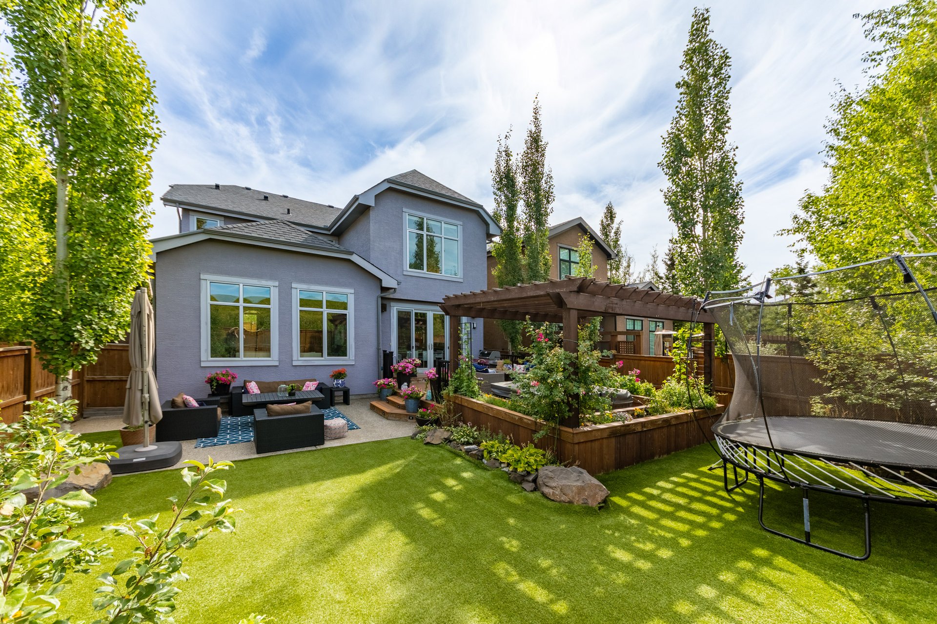 138 Ascot Crescent SW
