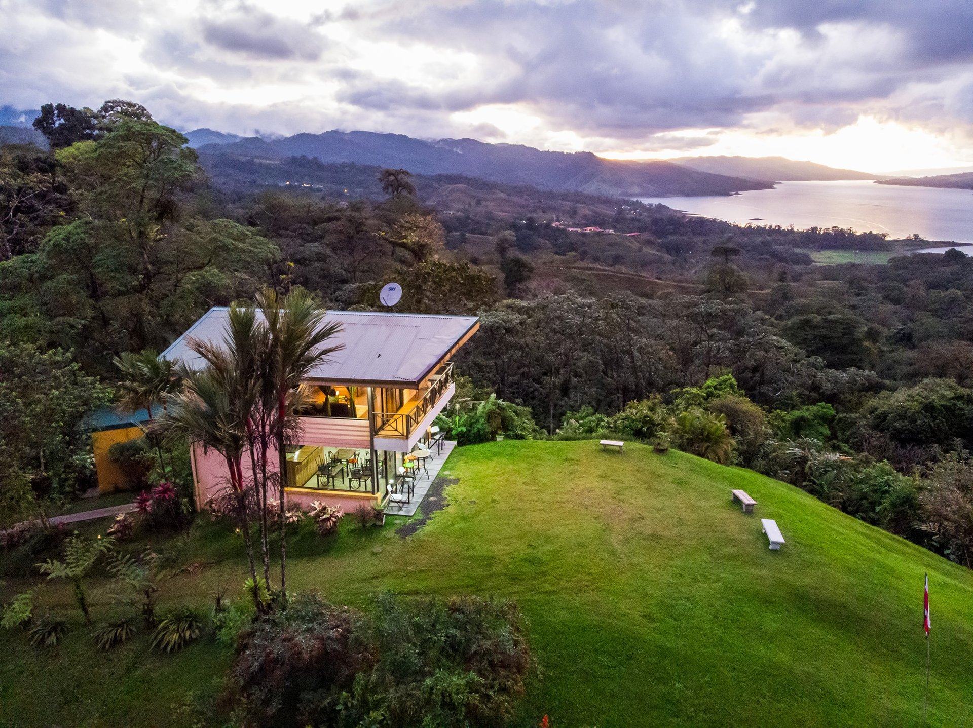 Arenal Garden Lodge | A Hidden Gem with Breathtaking Views