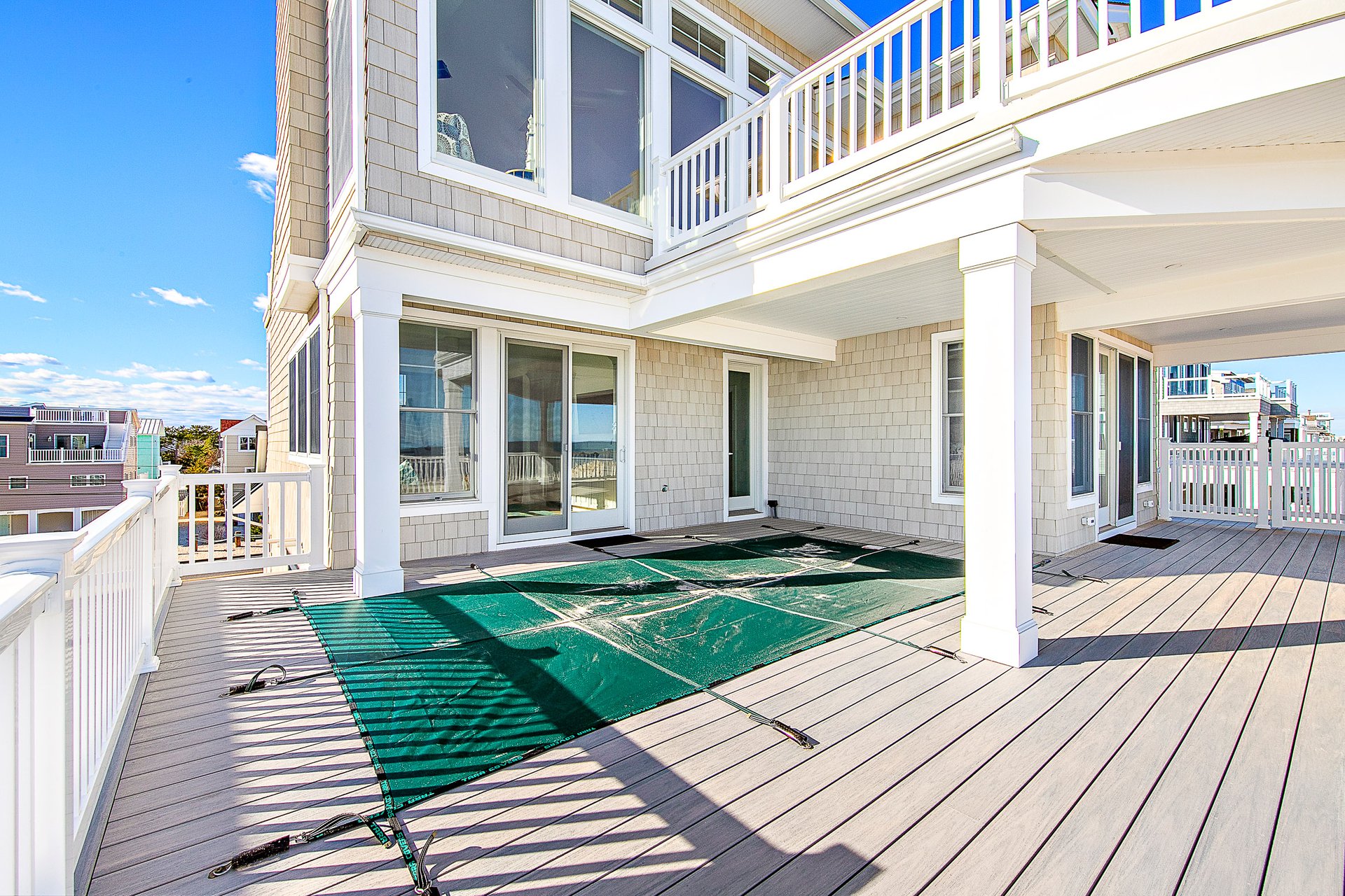 4901 S Long Beach Blvd - Pet Friendly