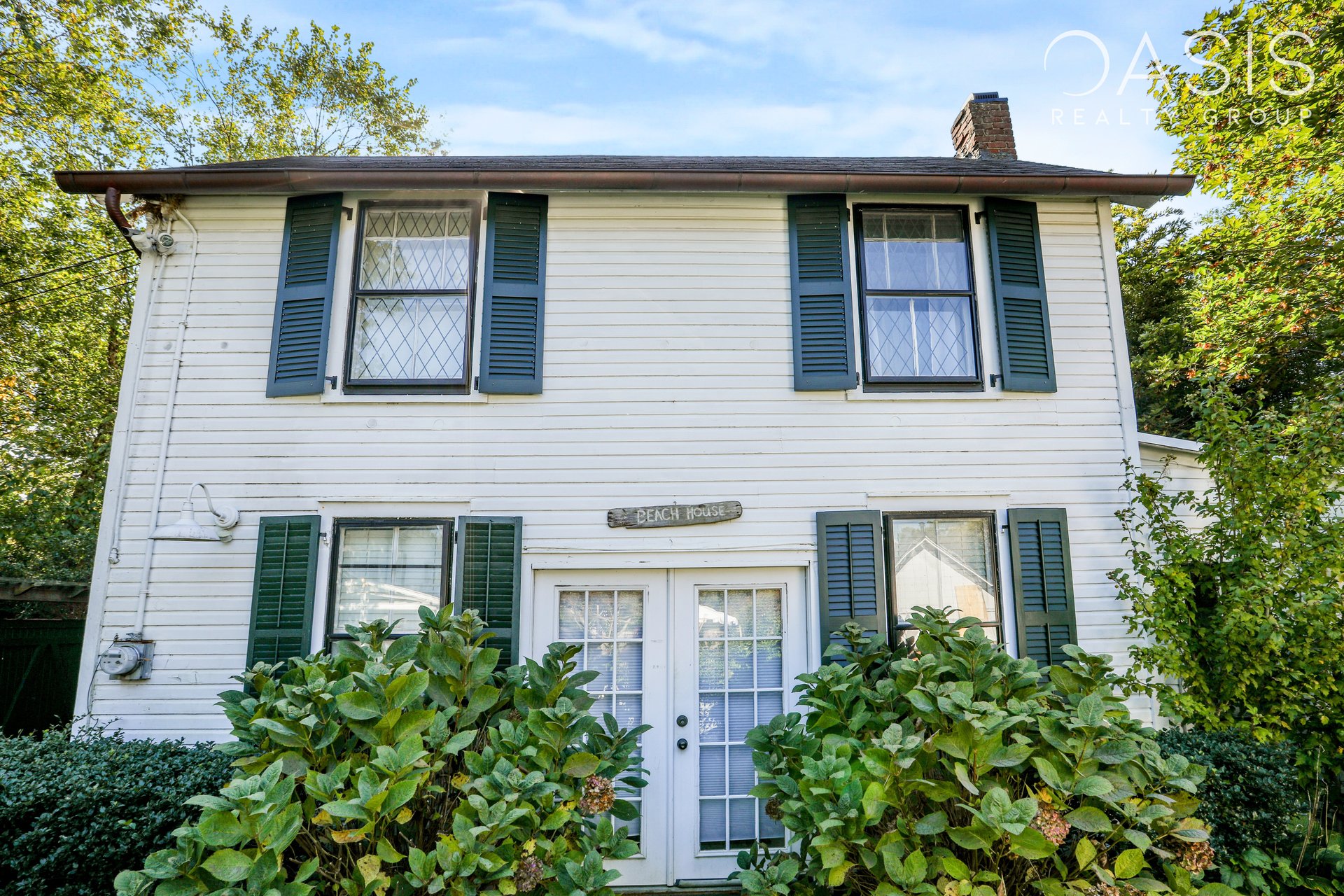 22 Bellport Lane