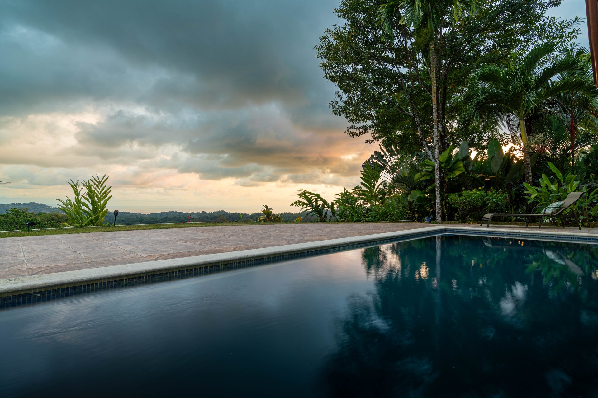 Expansive Ocean Views, Central Ojochal - 3 bed, 3 bath!