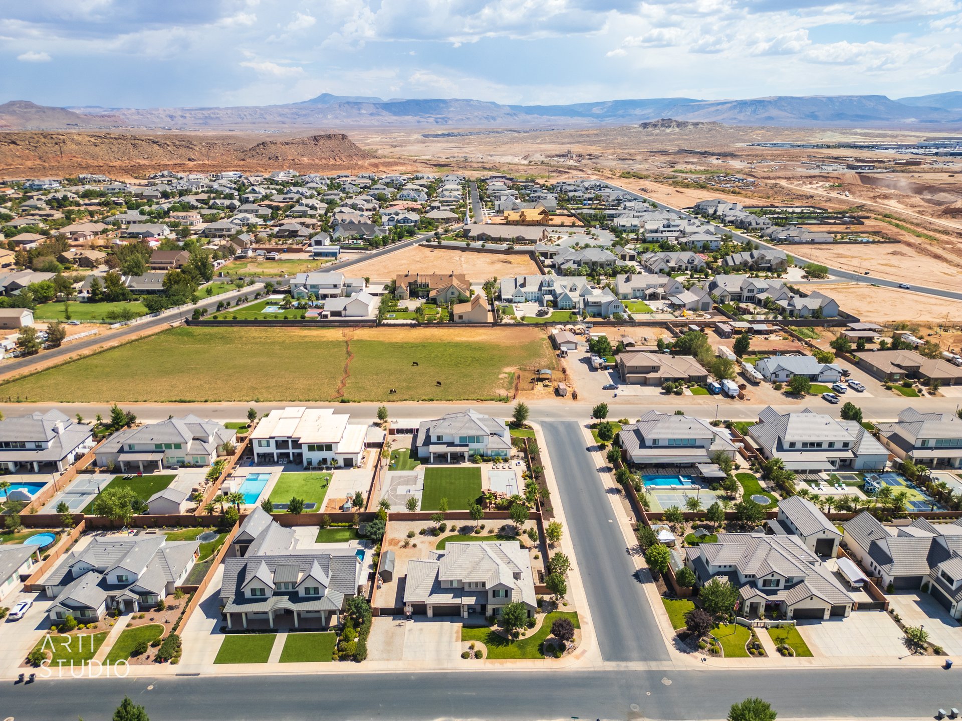 Fieldstone Cir