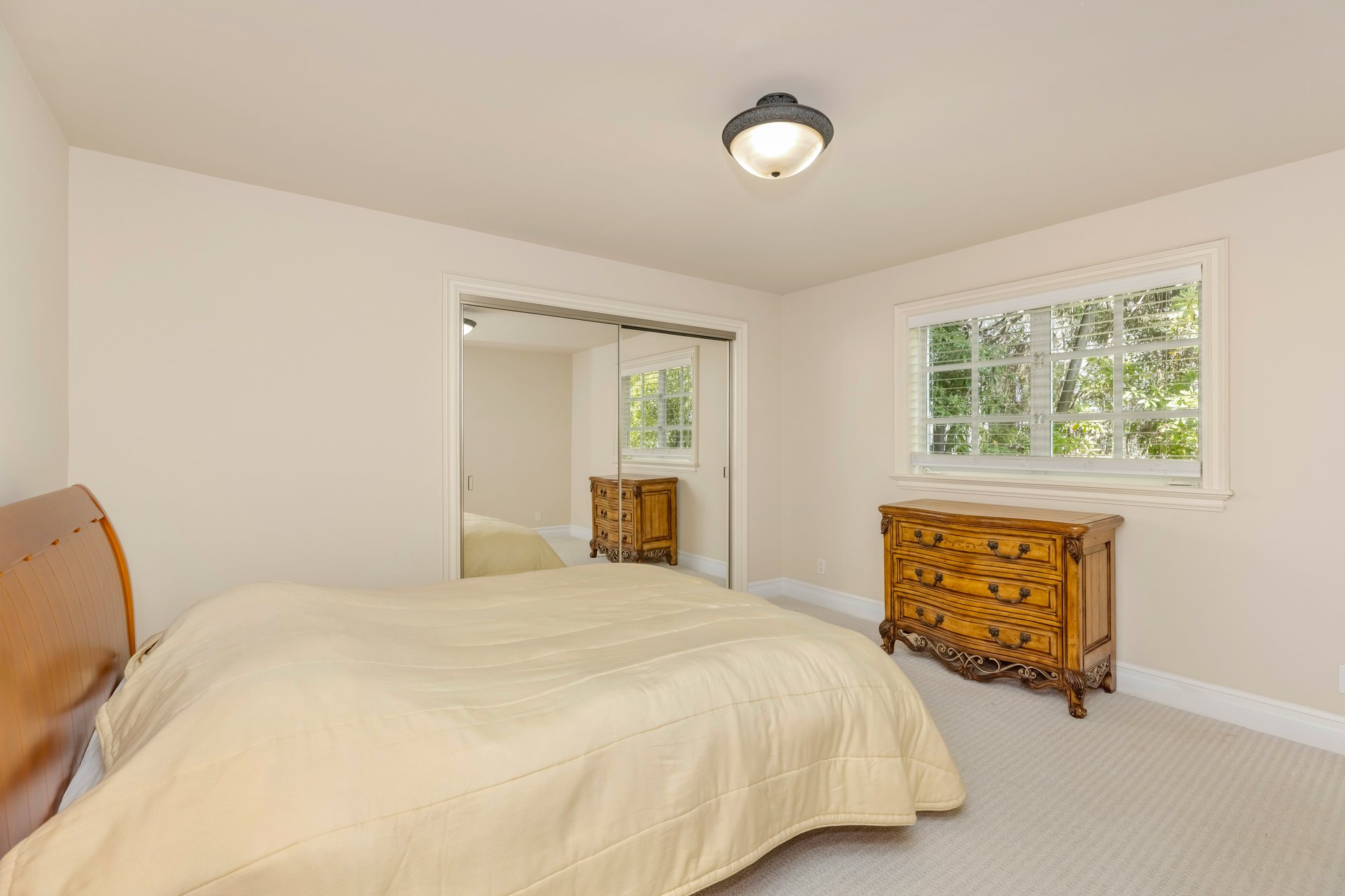 1922 Bel Air Rd