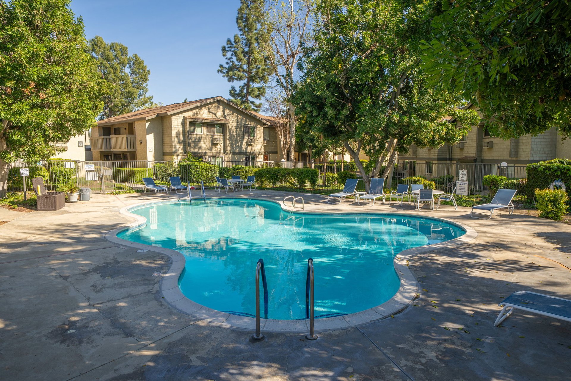 960 E Bonita Avenue 91