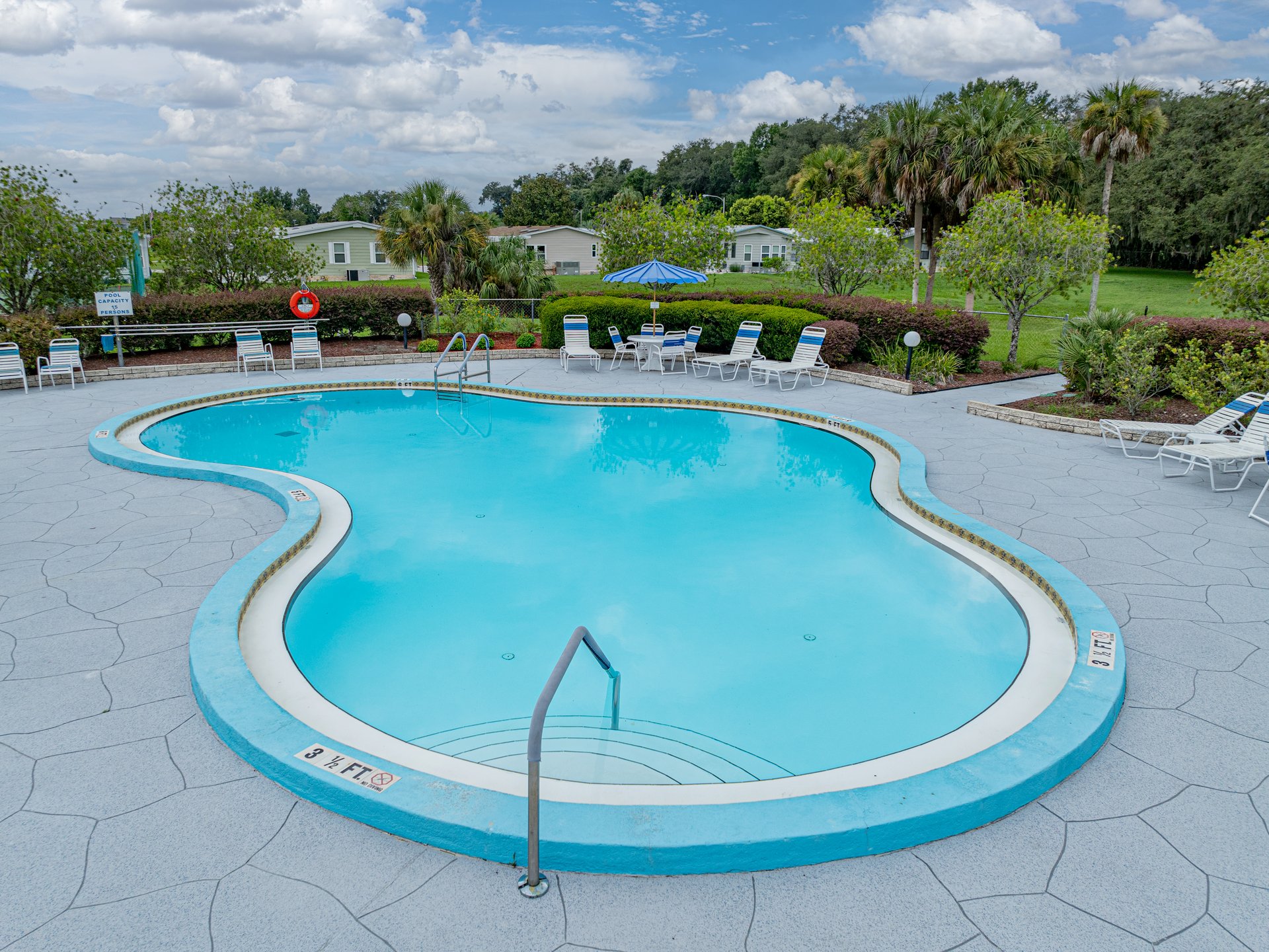 3822 DAMIAN DR