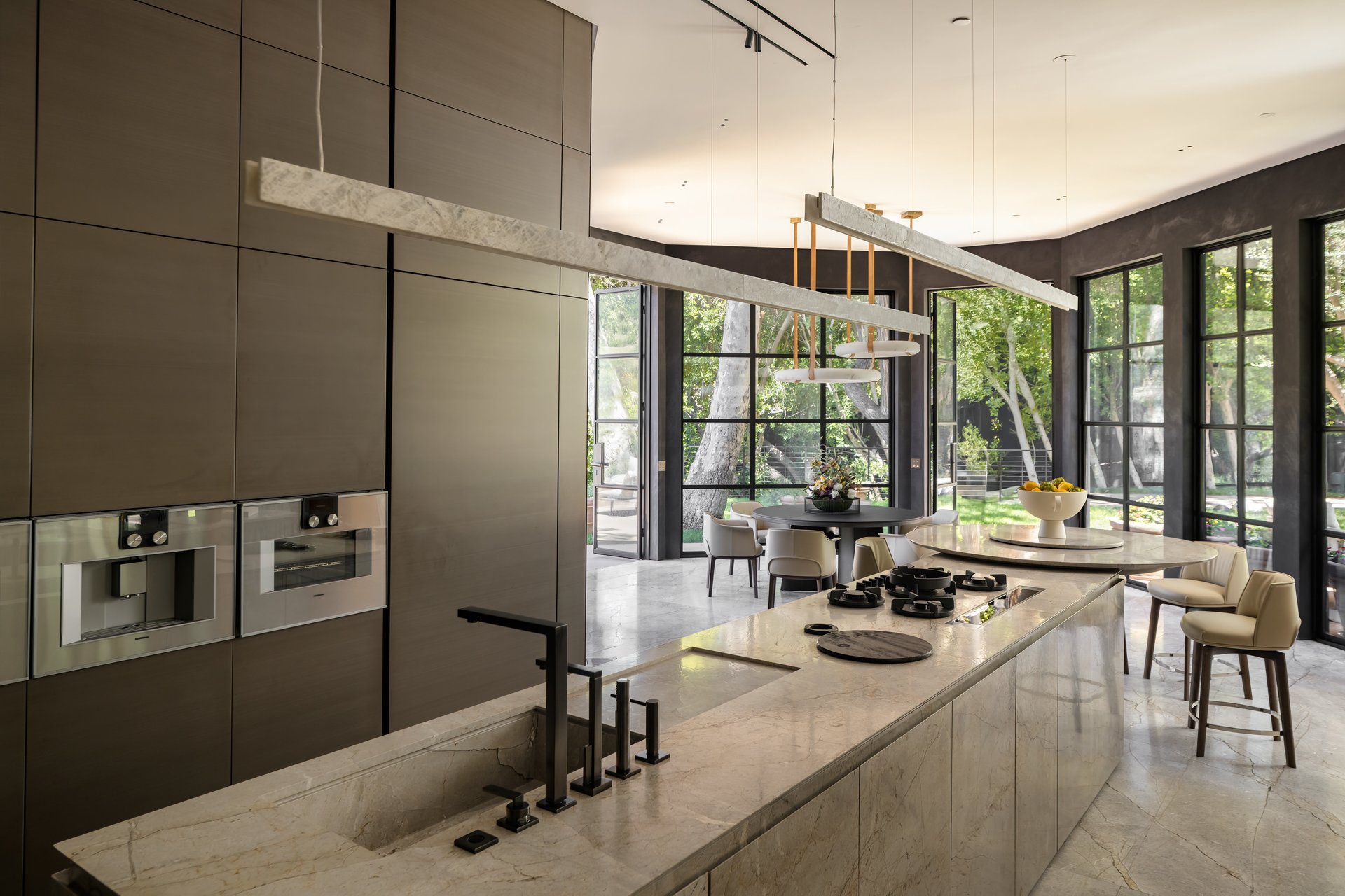 2650 Benedict Canyon Dr, Beverly Hills