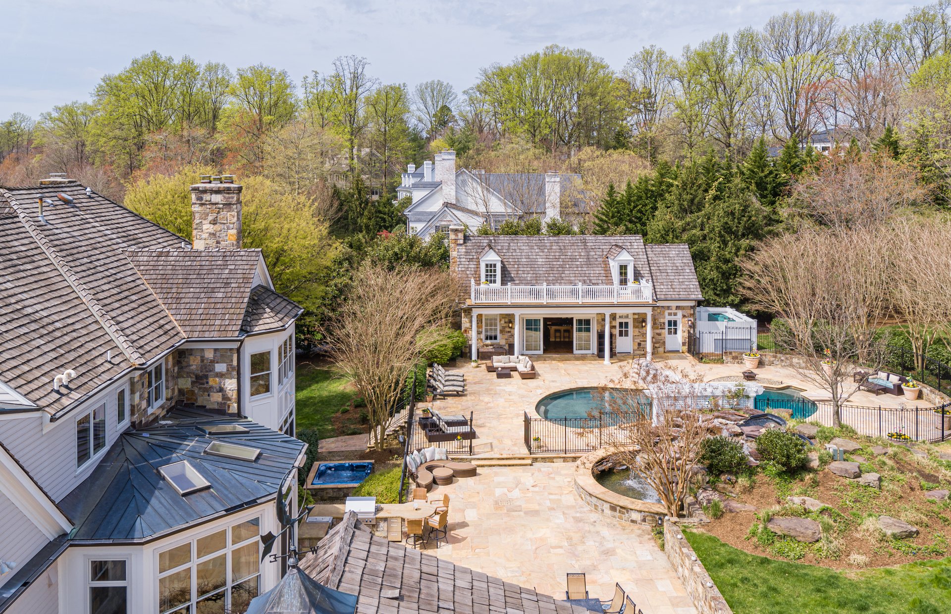 8503 Country Club Dr